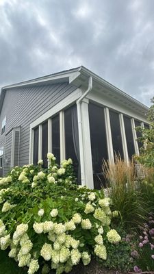 Turtle Shell gutter protection installation in Wheaton, IL 60189, photograph 7