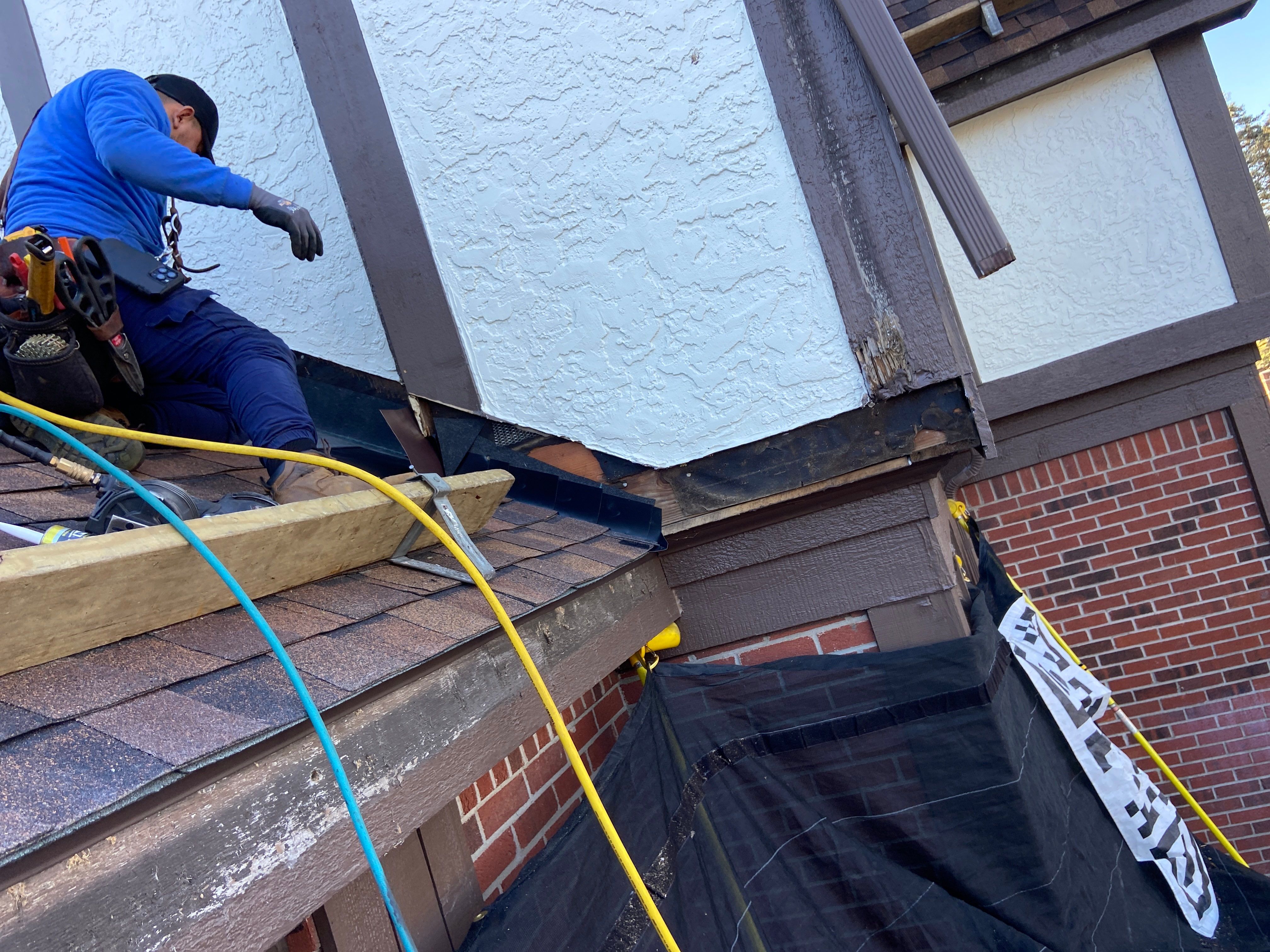 Roof Replacement using CertainTeed Landmark by 180 Contractors