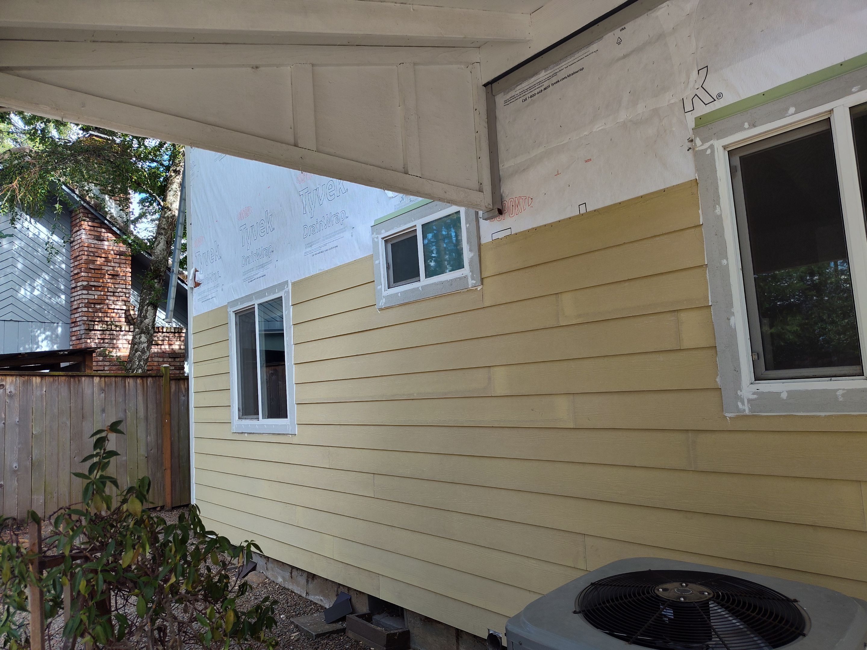 Siding Repair Project by BEST Roofing & Waterproofing