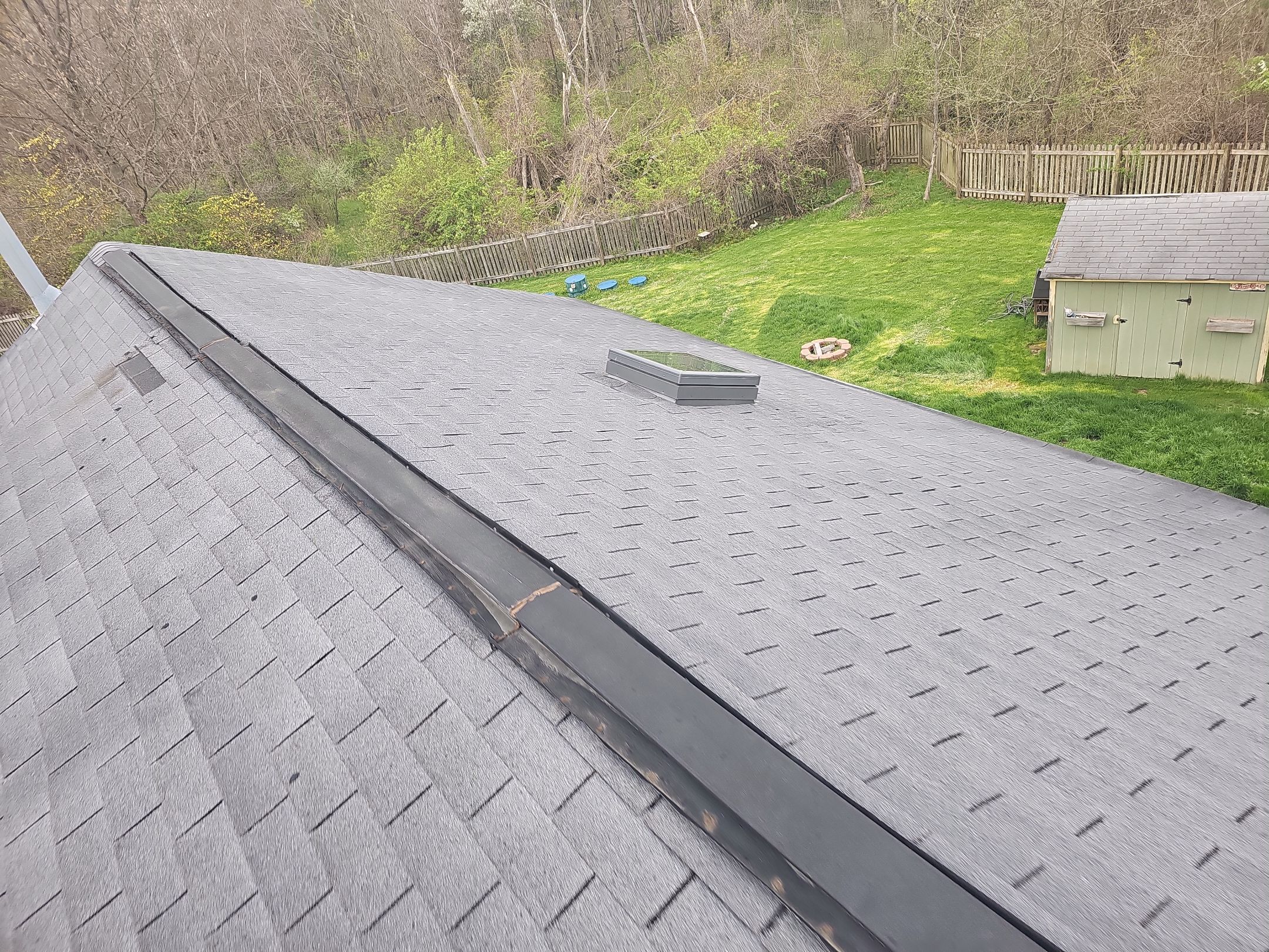 ATLAS PINNACLE COLOR: PRISTINE BLACK by Eagle Eye Roofing