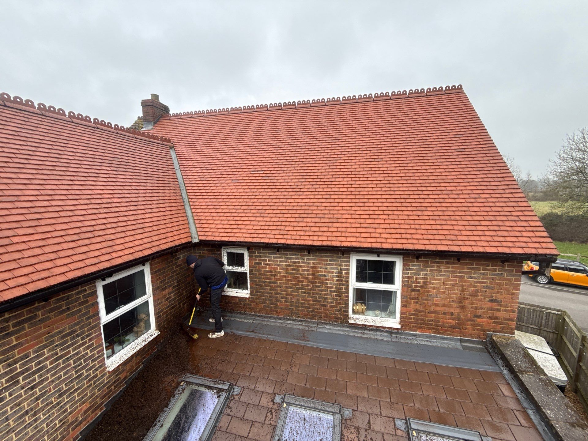 Roof And Render Clean by Ges Exterior Cleaning ltd
