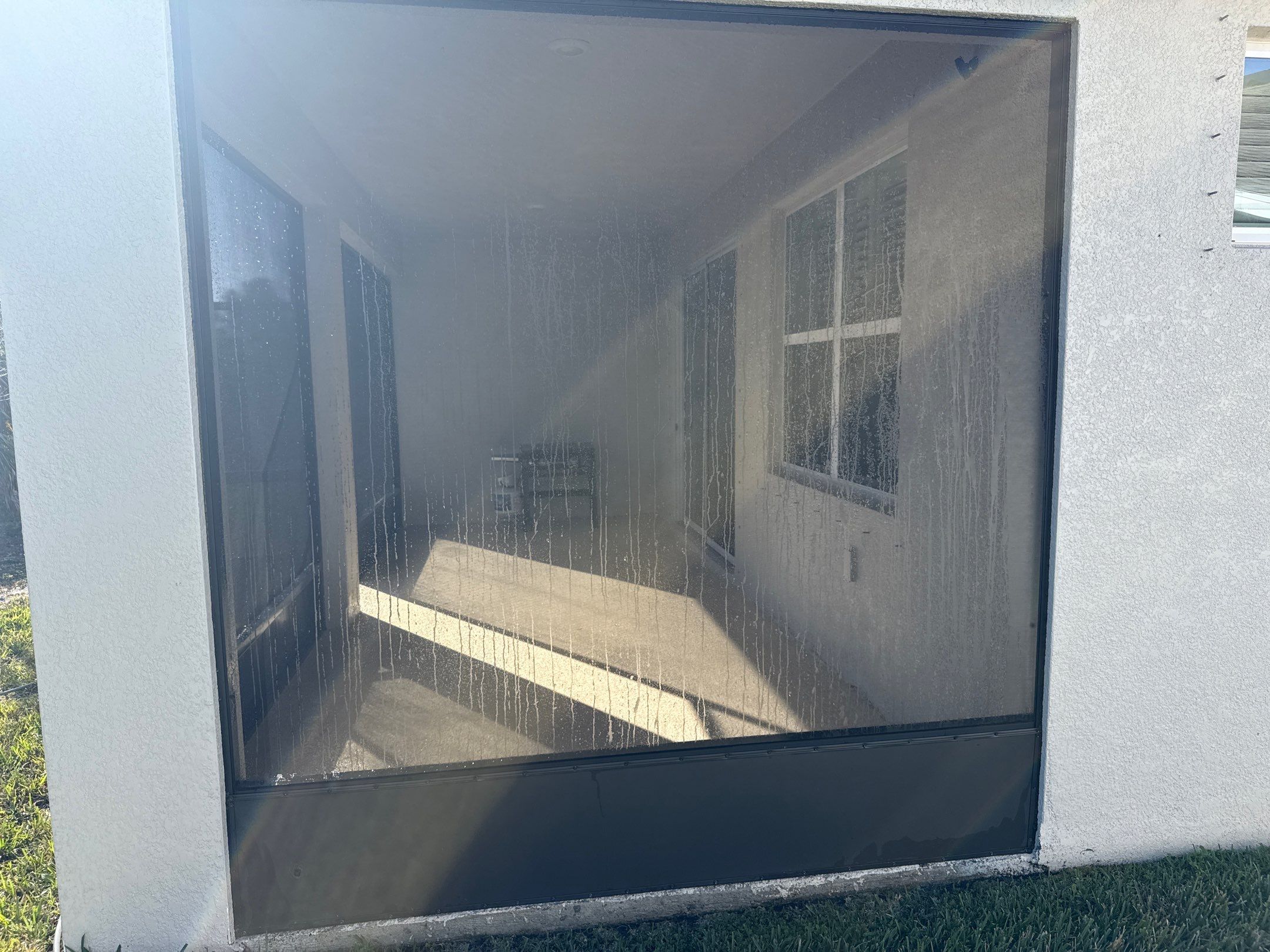 House Wash, Lanai Cleaning & Driveway Washing | Willow Walk Palmetto FL by Sunshine AquaWash