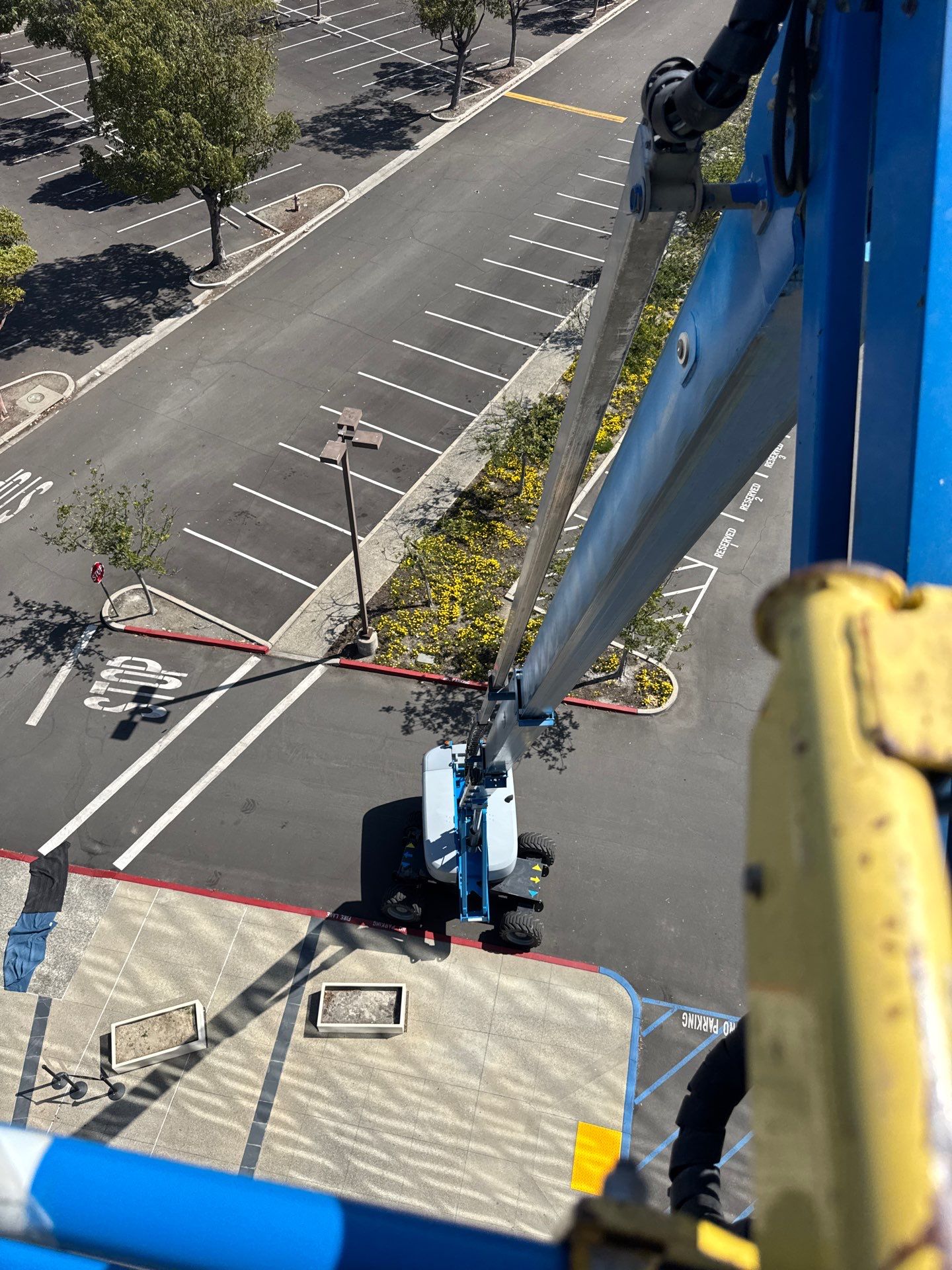 Project in Long Beach by Golden State Signs