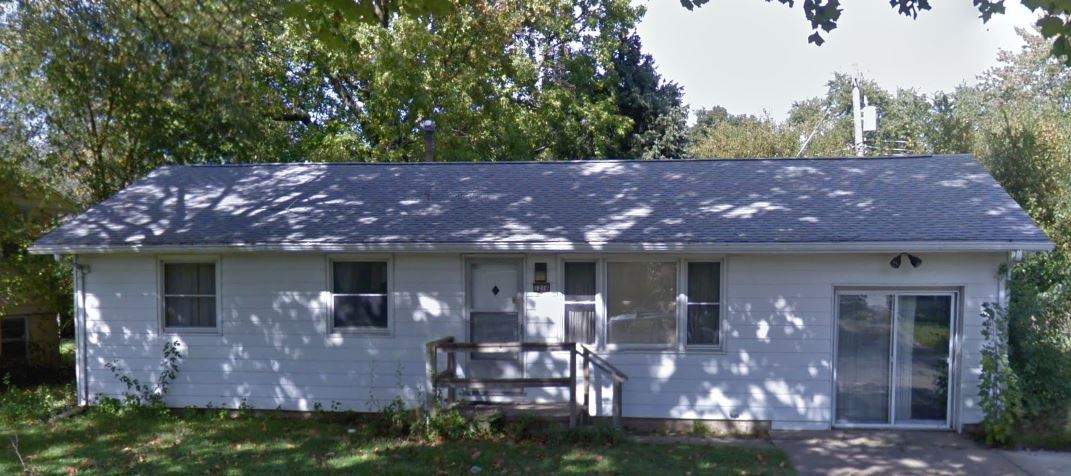 Siding Installation using pictures by storm restoration services inc