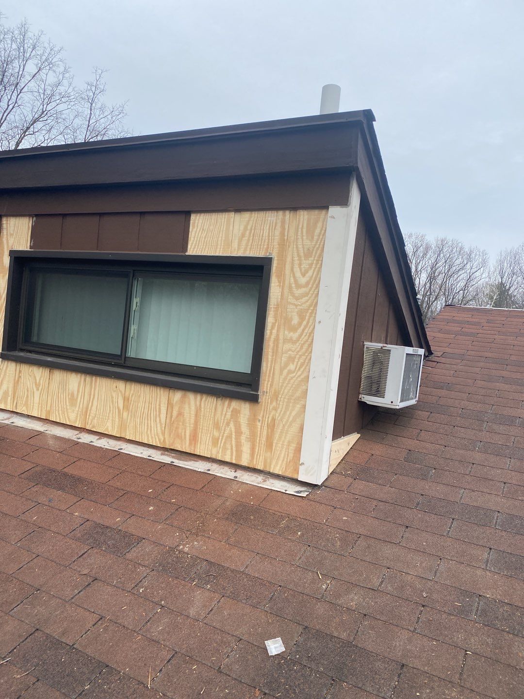 Reston CertainTeed Landmark Resawn Shake New Roof Installation & Siding/Trim Repairs by RM Banning, Inc.