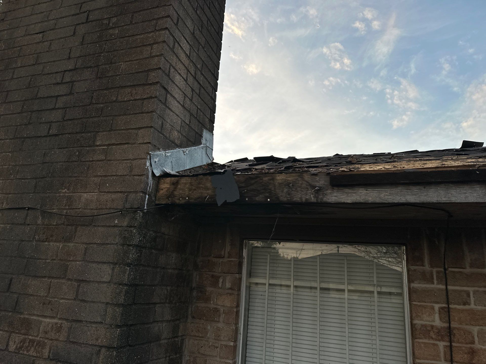 Residential Roofing Installation using Atlas Prolam Black Shadow by Motion Roofing