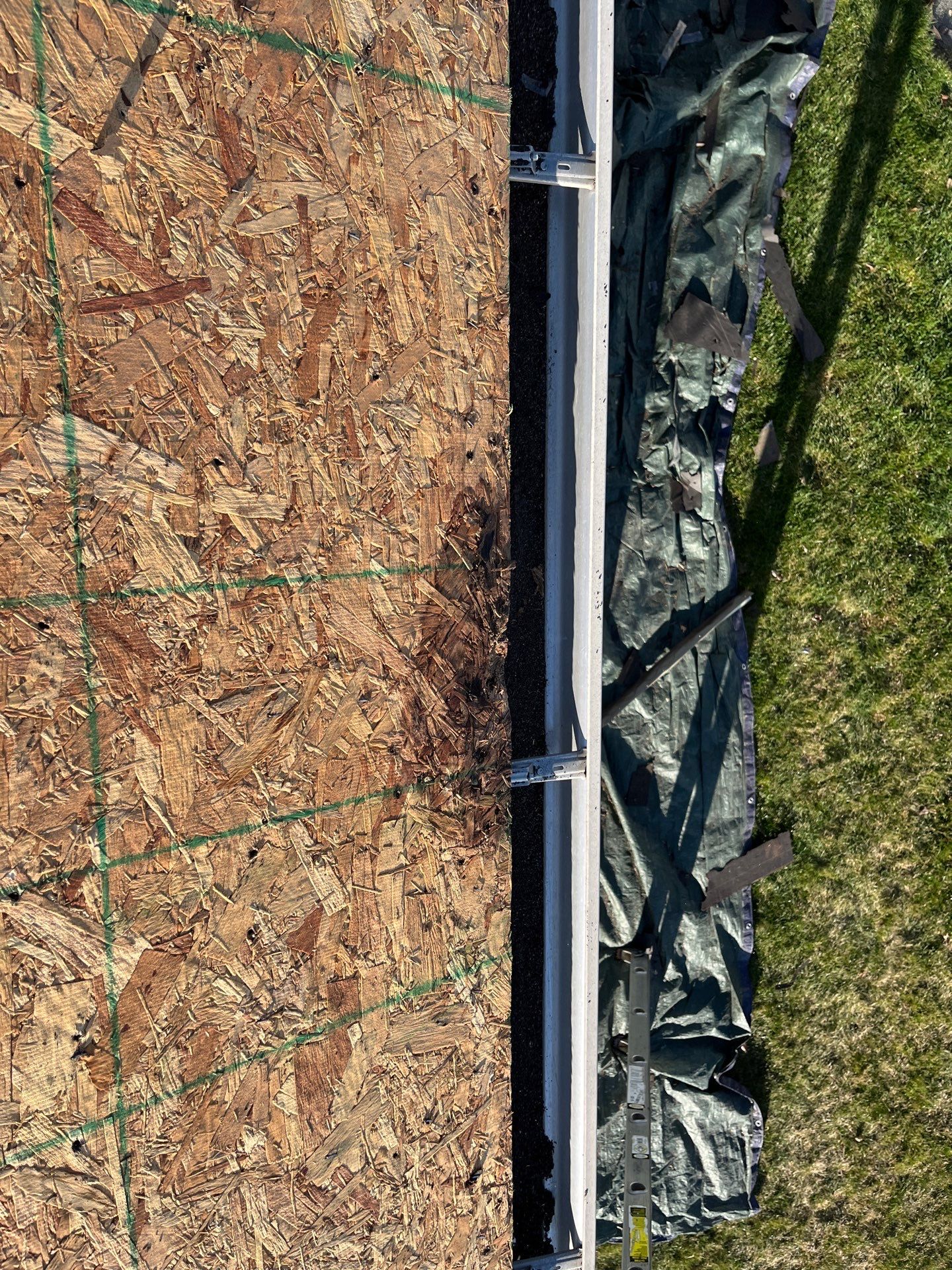 Residential Roofing Installation using CertainTeed Landmark Weathered Wood by Nitro Roofing and Construction