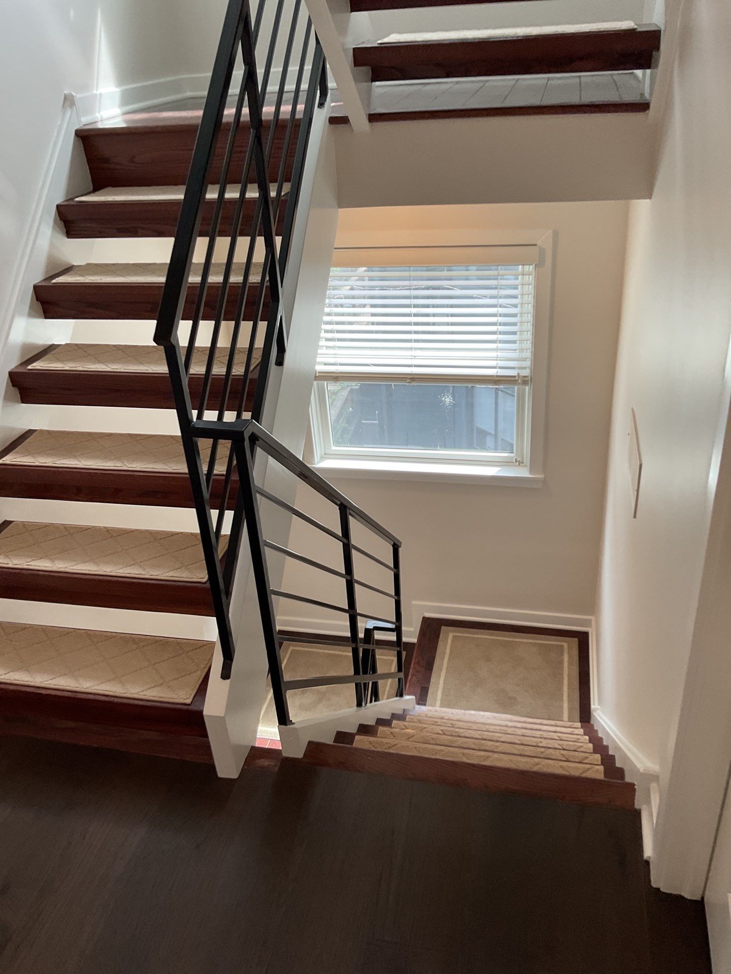 Bright, Clean, and Seamlessly Connected Across Every Floor ✨ by Groovy Hues