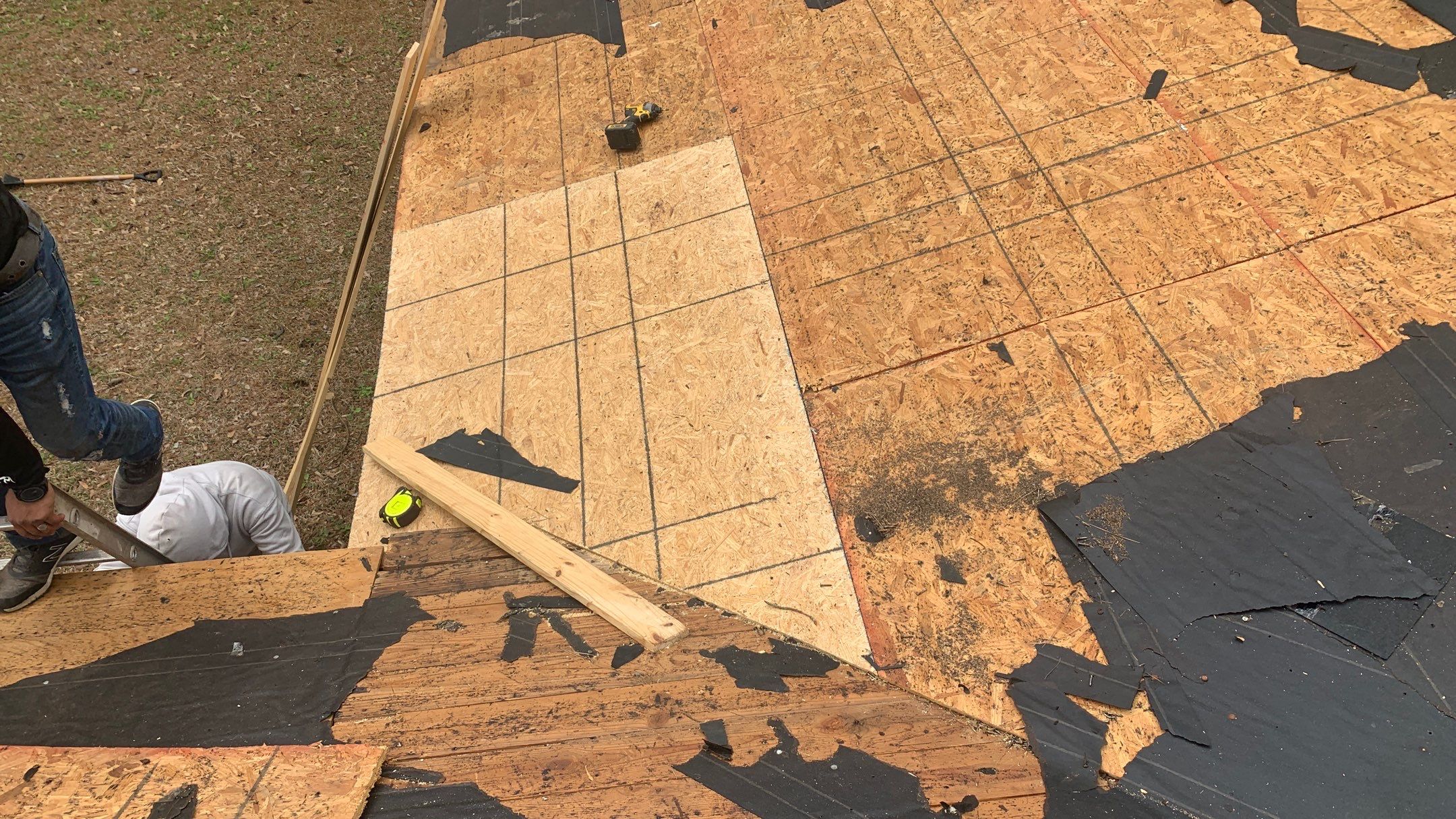 Residential Roofing Installation using CertainTeed XT25 by Hostetler Roofing