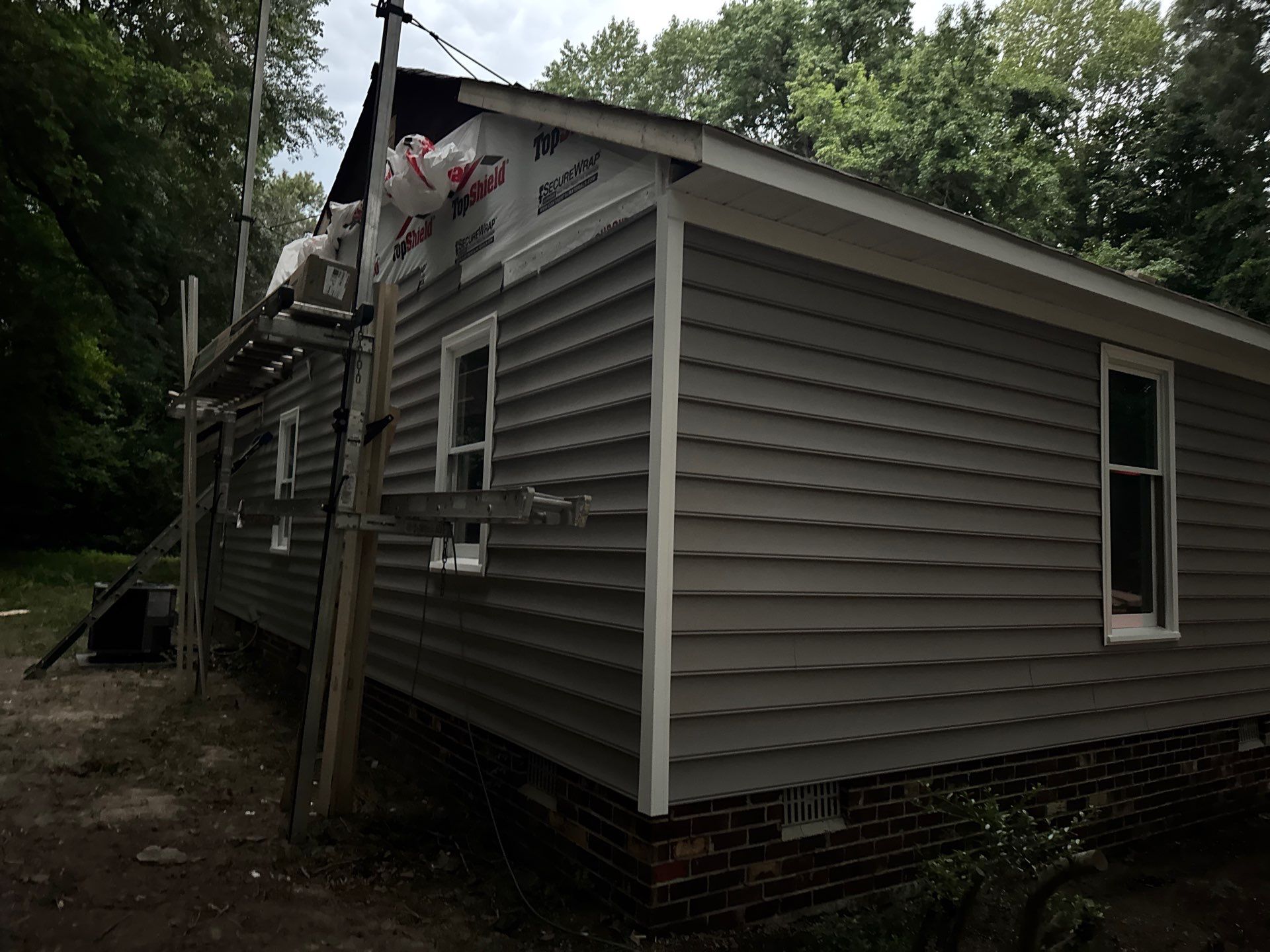 Siding Replacement and Structural Wood Rot Repairs in Mechanicsville by Cade Construction