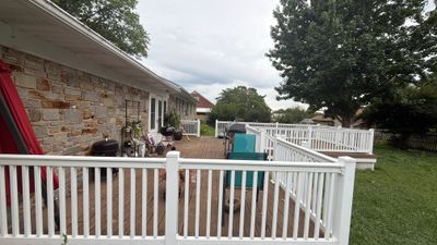 Composite Deck and Flagstone Walkway Washing