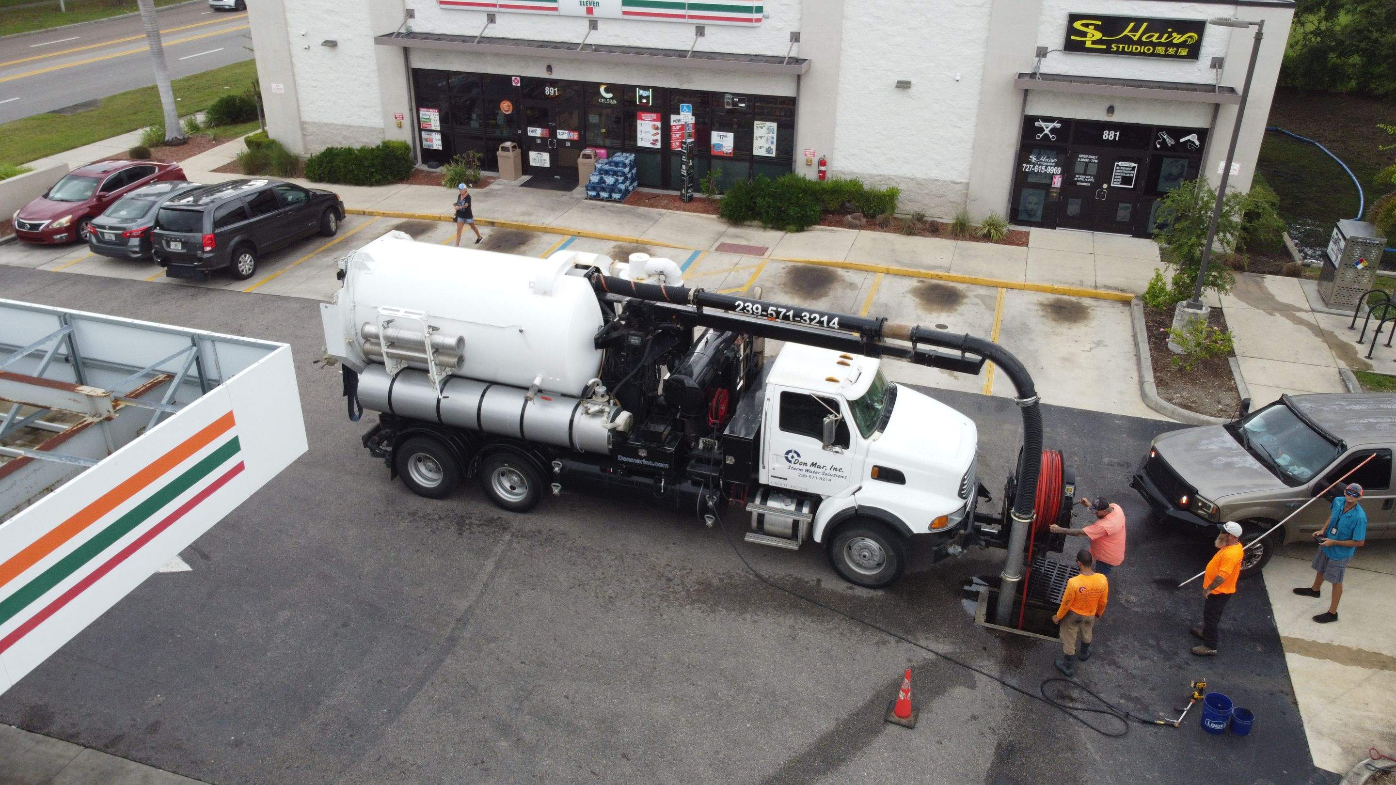St. Petersburg 7-Eleven Stormwater System Cleaning by Don Mar, Inc. Storm Water Solutions