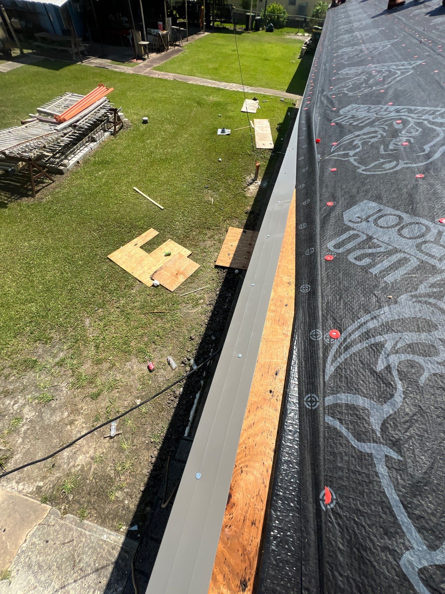 Residential Roofing Installation using Owen's Corning Duration (Lifetime) Shingles by Roof Repair Company