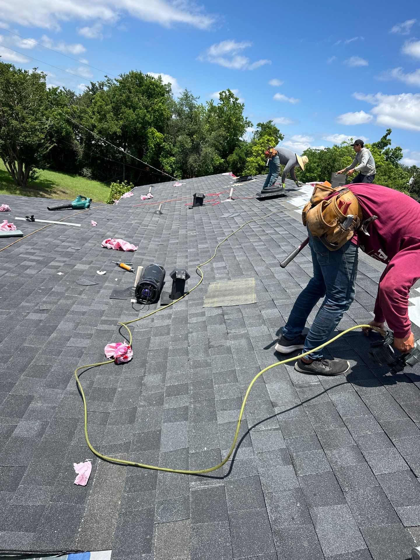 Residential Roofing Installation using Owens Corning Oakridge Onyx Black by DeZign Roofing & Exteriors