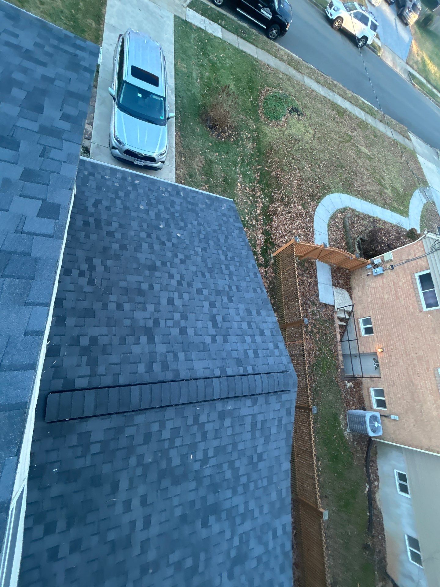 Springfield : Residential Roof Replacement with CertainTeed Landmark Pro in Max Moire Black  by RM Banning, Inc.
