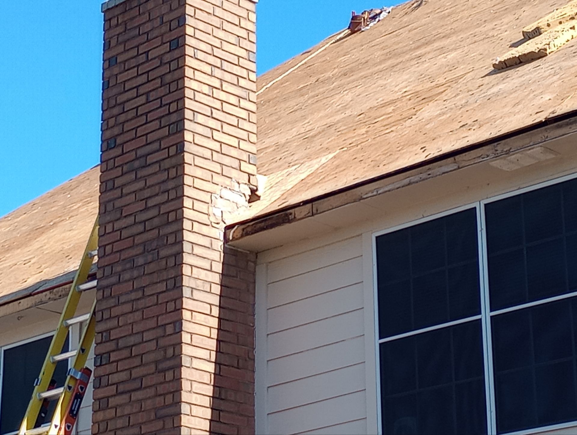Residential Roofing Installation using Owen's Corning Duration (Lifetime) Shingles by Roof Repair Company
