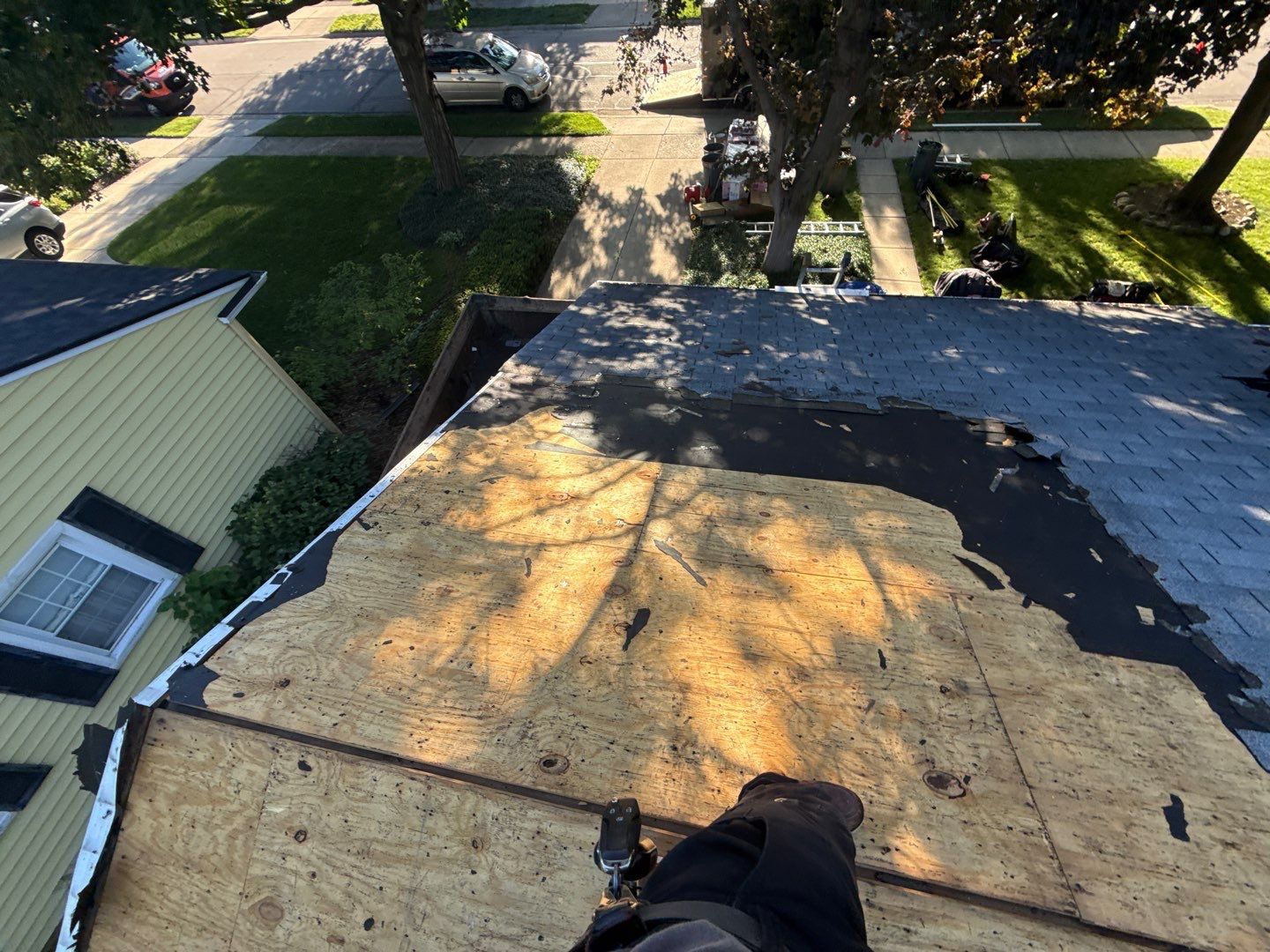 Roof Replacement using Owens Corning Tru Definitions by 180 Contractors
