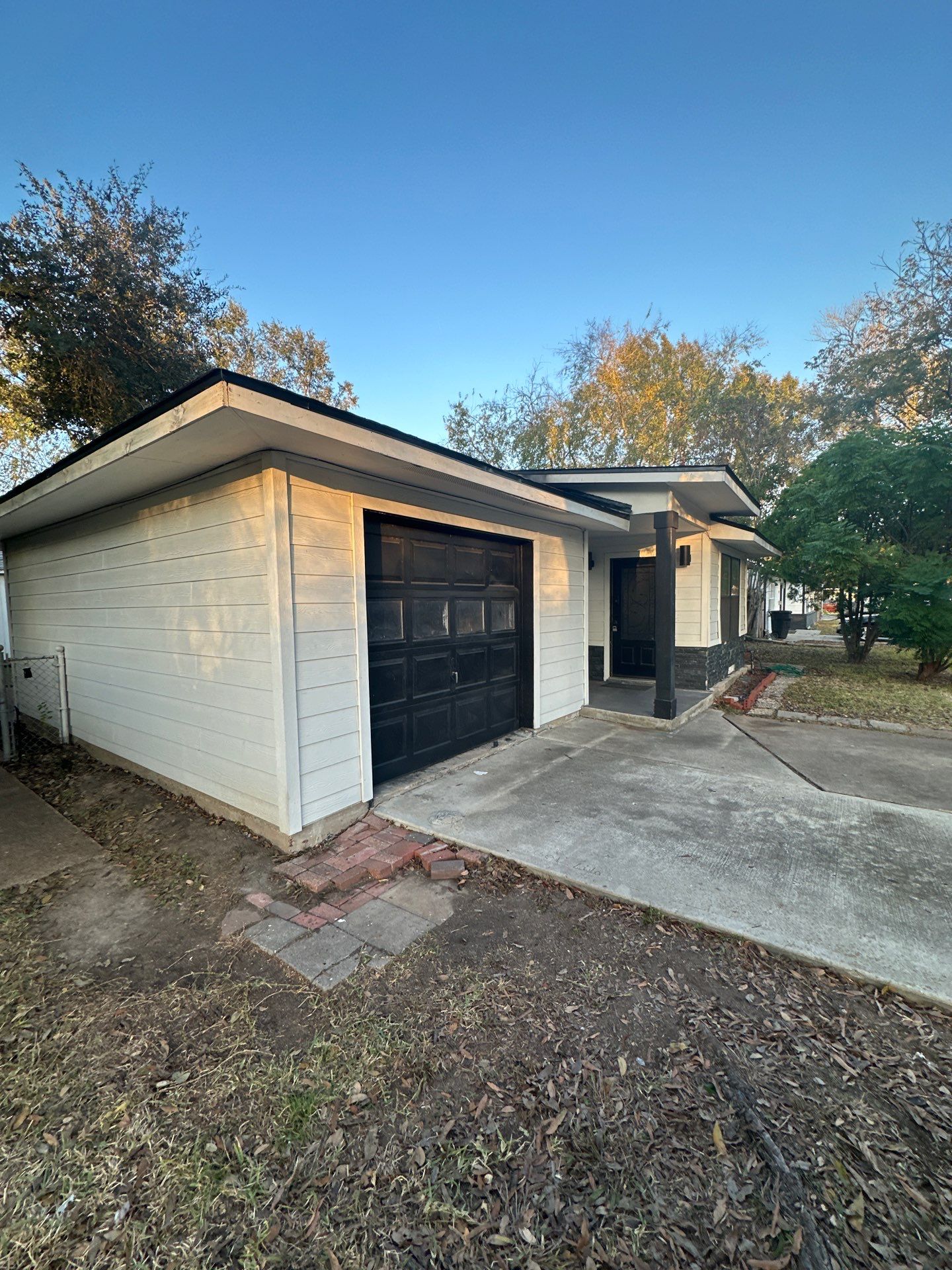 Roof Replacement in Braeburn Terrace, Houston TX by Roof Repair Company