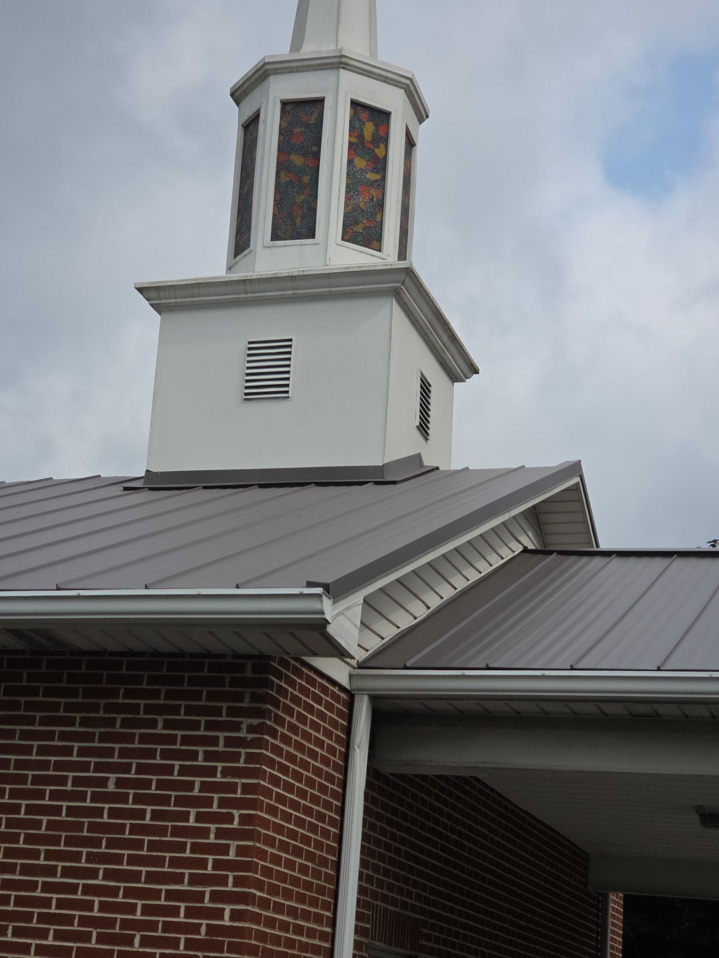 Willowdale Baptist Church by Omnia Roofing