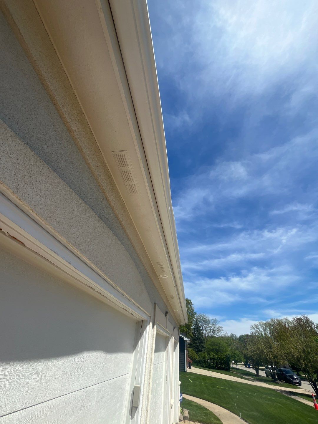 dryvit using Algaecide, soft wash soap by Northern Power Washing LLC.