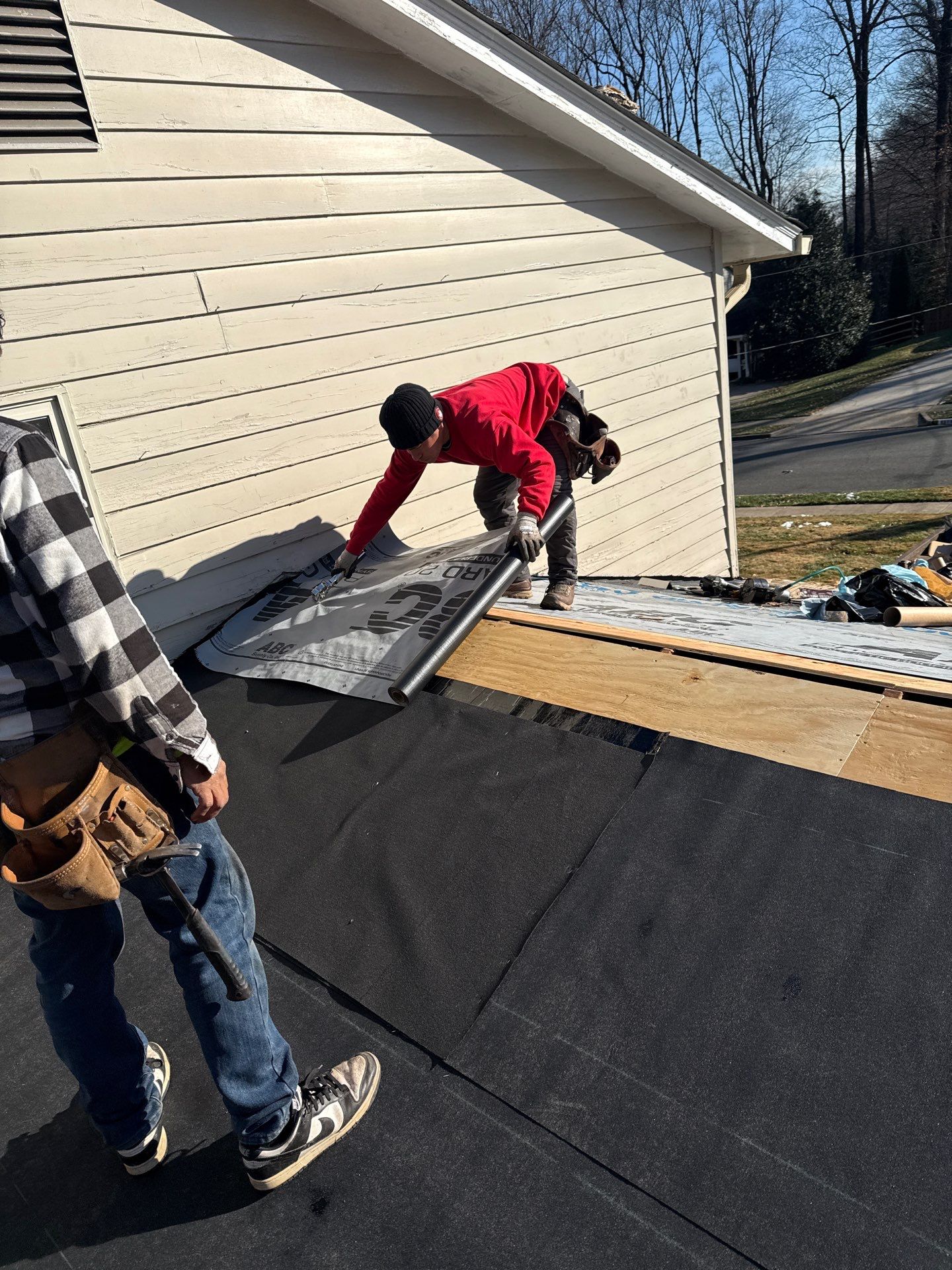 Springfield : Residential Roof Replacement with CertainTeed Landmark Pro in Max Moire Black  by RM Banning, Inc.