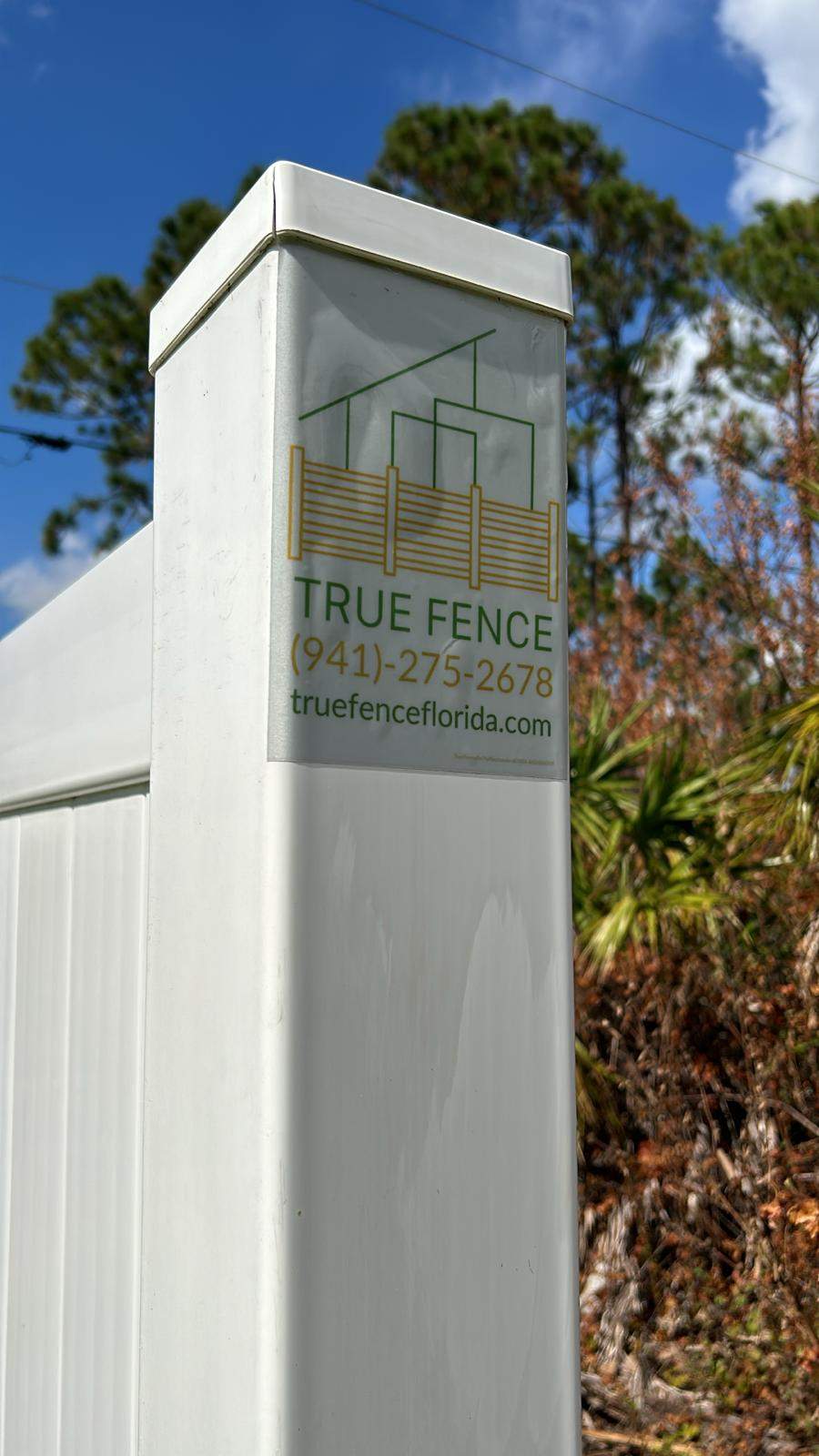 White Vinyl Privacy Fence Installation in Port Charlotte by True Fence LLC