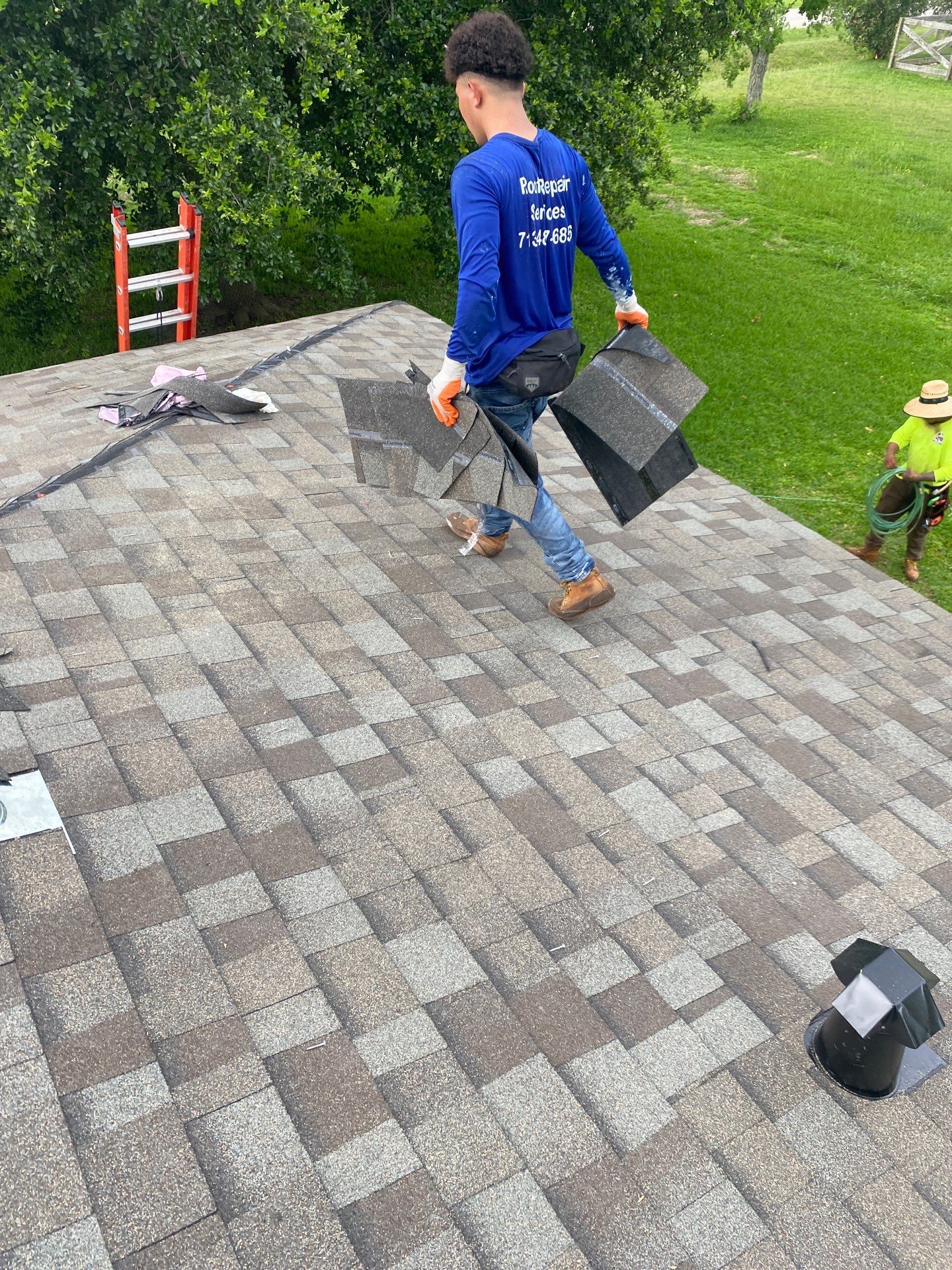 Residential Roofing Installation using Owen's Corning Duration (Lifetime) Shingles by Roof Repair Company