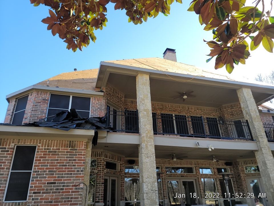 Insurance Claim Roof and Gutters using Owens Corning - Duration- Estate Gray -New Gutters - Exterior paint by Tex-Line Roofing