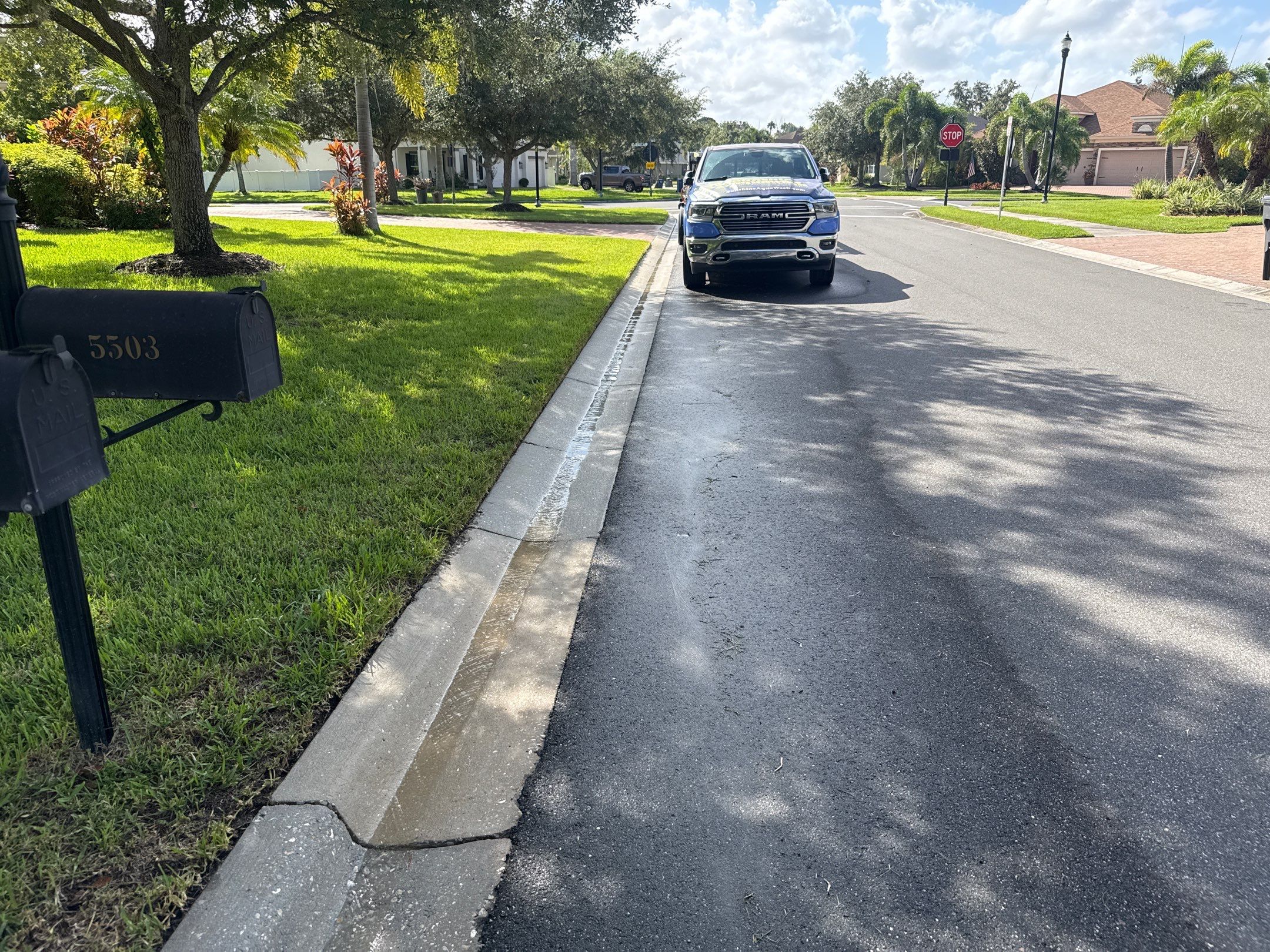 Paver Driveway & Sidewalk Cleaning – Oakleaf Hammock, Ellenton, FL by Sunshine AquaWash