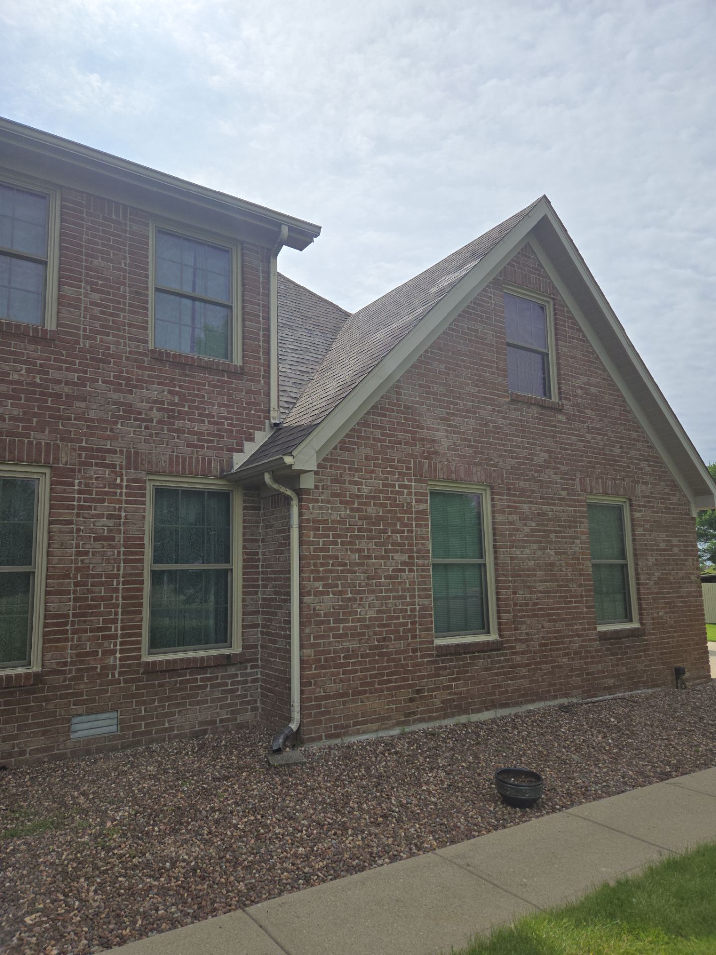 Owens Corning Duration - Driftwood / Certainteed Mainstreet - Natural Clay by Hoel Roofing & Remodeling