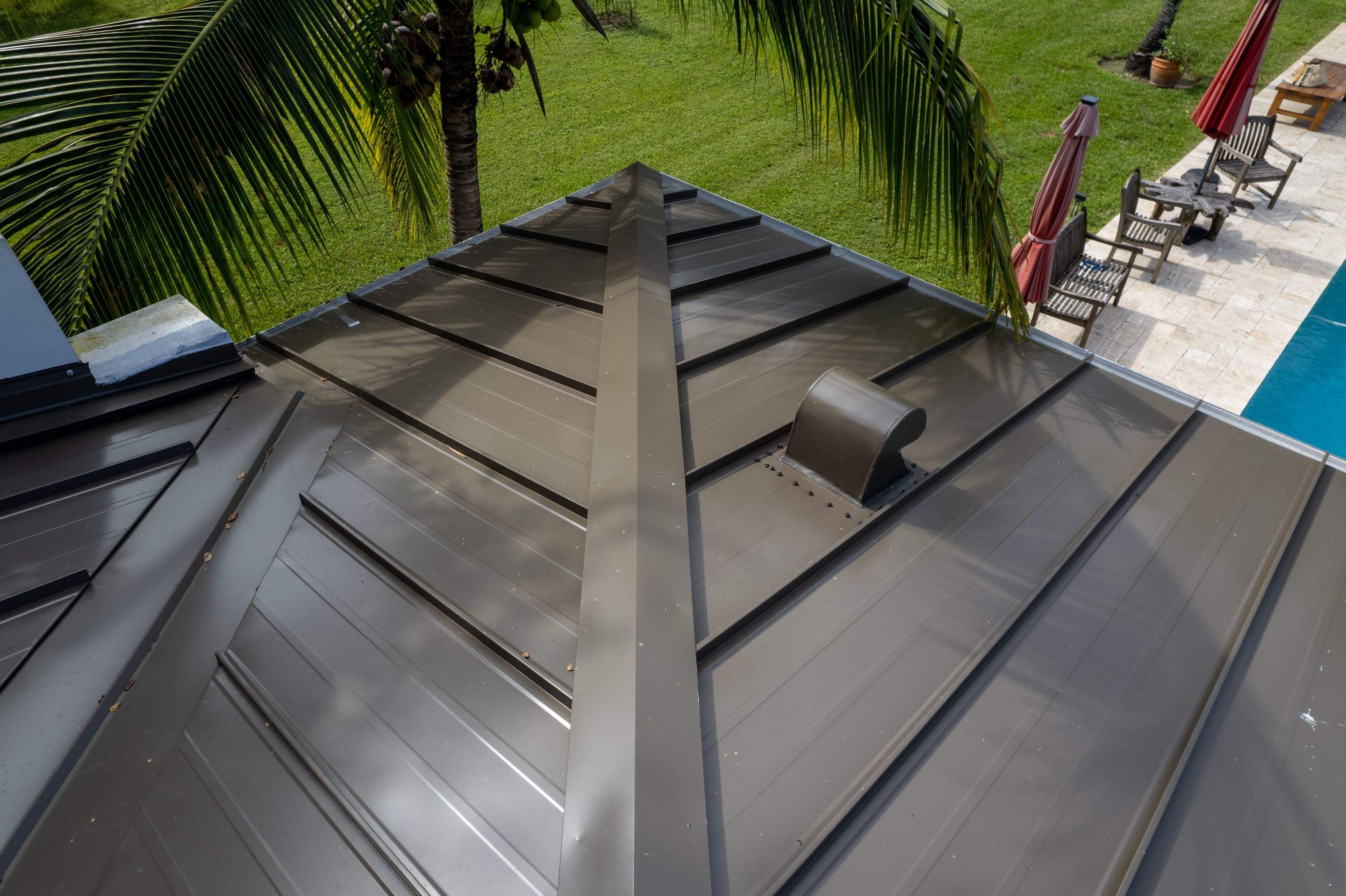 Metal Roof - Galvalume - Medium Bronze by Istueta Roofing
