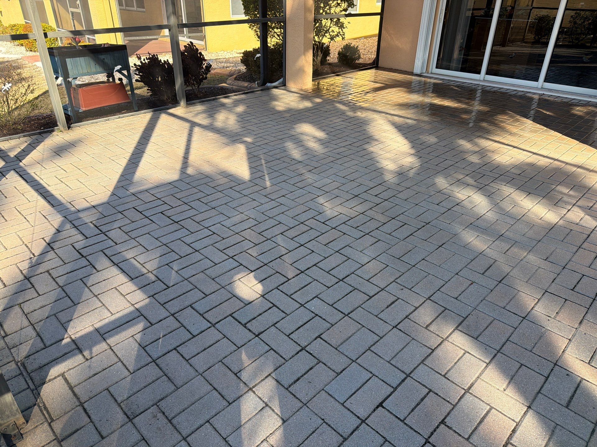 Lanai and Driveway Paver Sealing Project in Sun City Center by Supreme Paver Experts