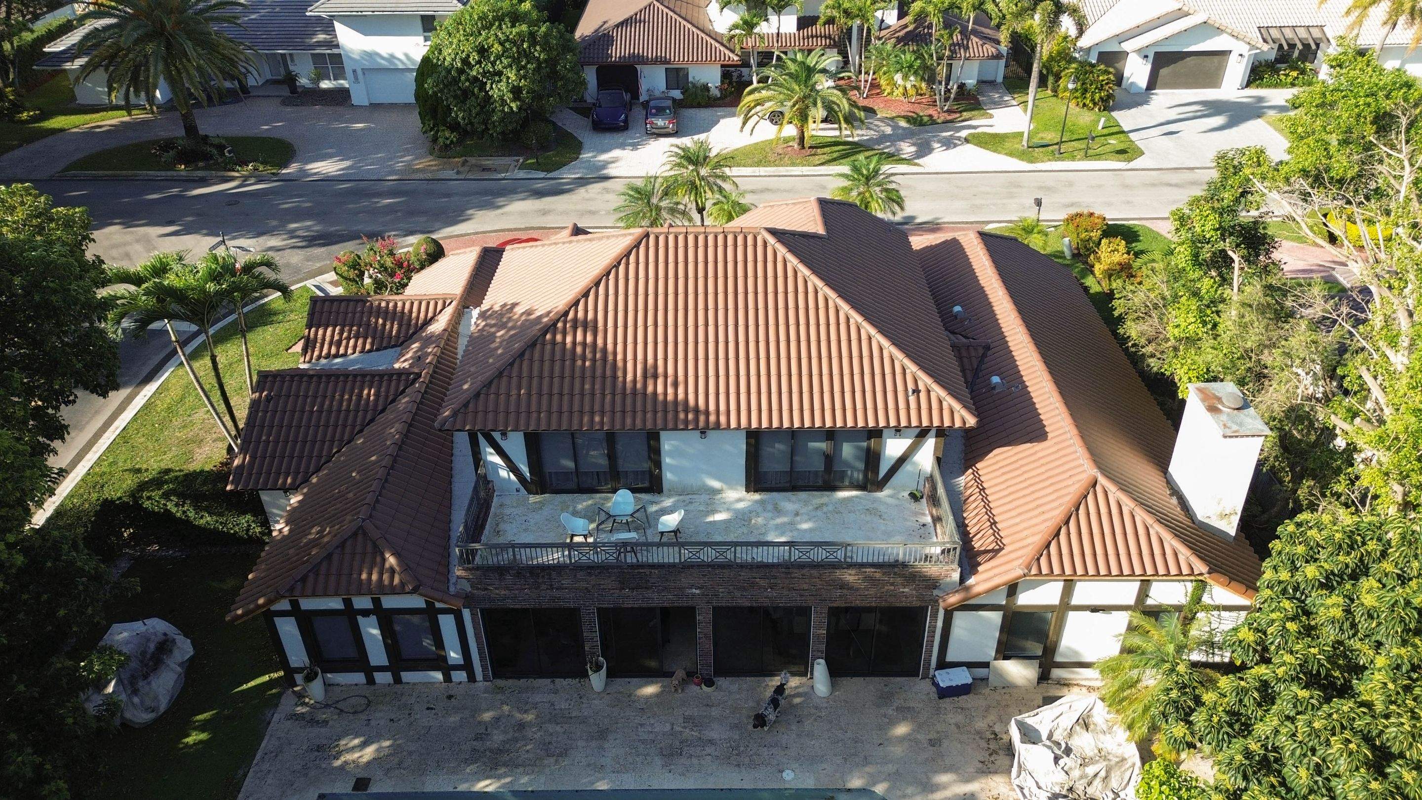 Verea - Spanish S - Brown by Istueta Roofing