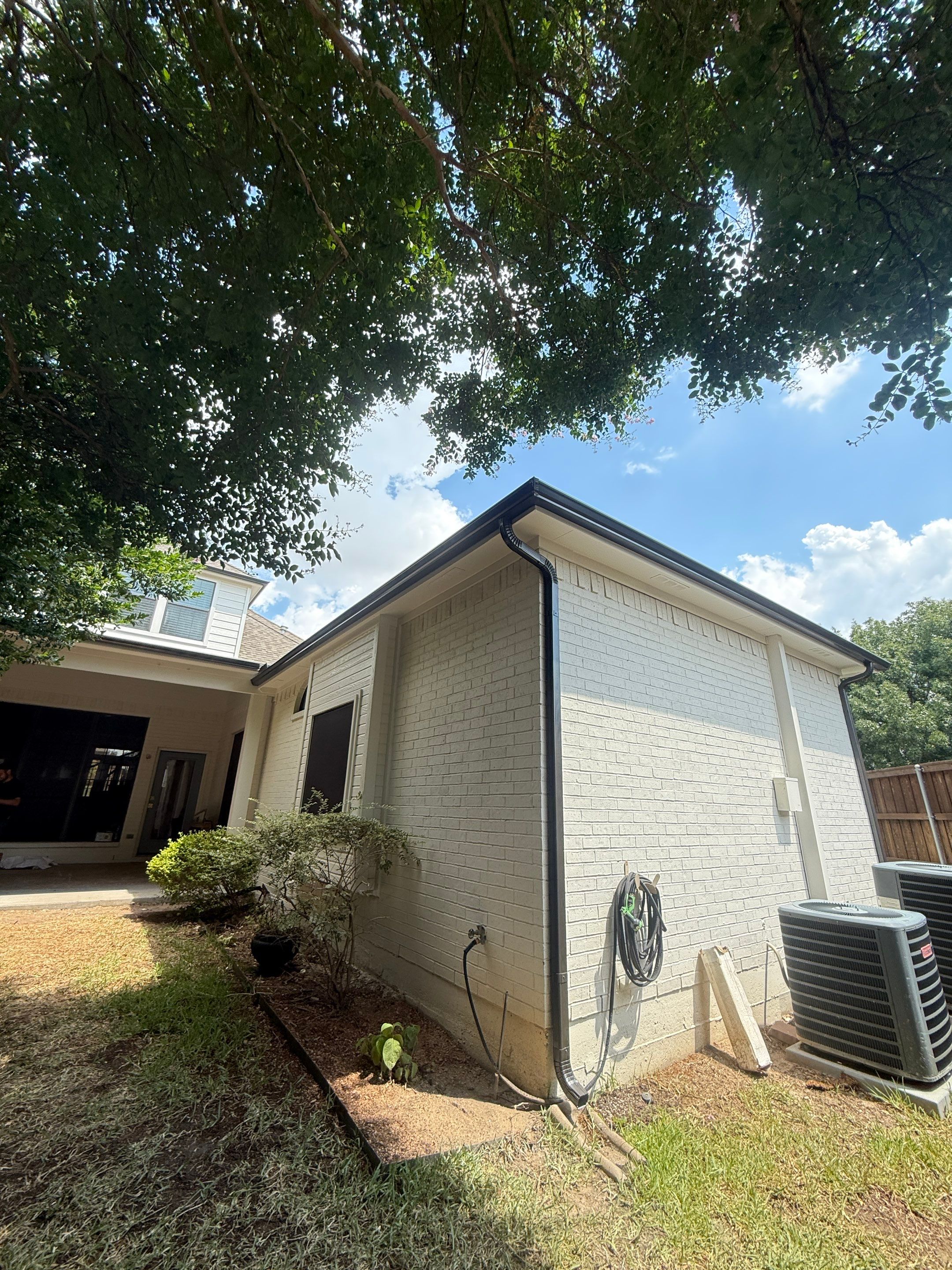 Project in Dallas by Armor Roofing | Exteriors