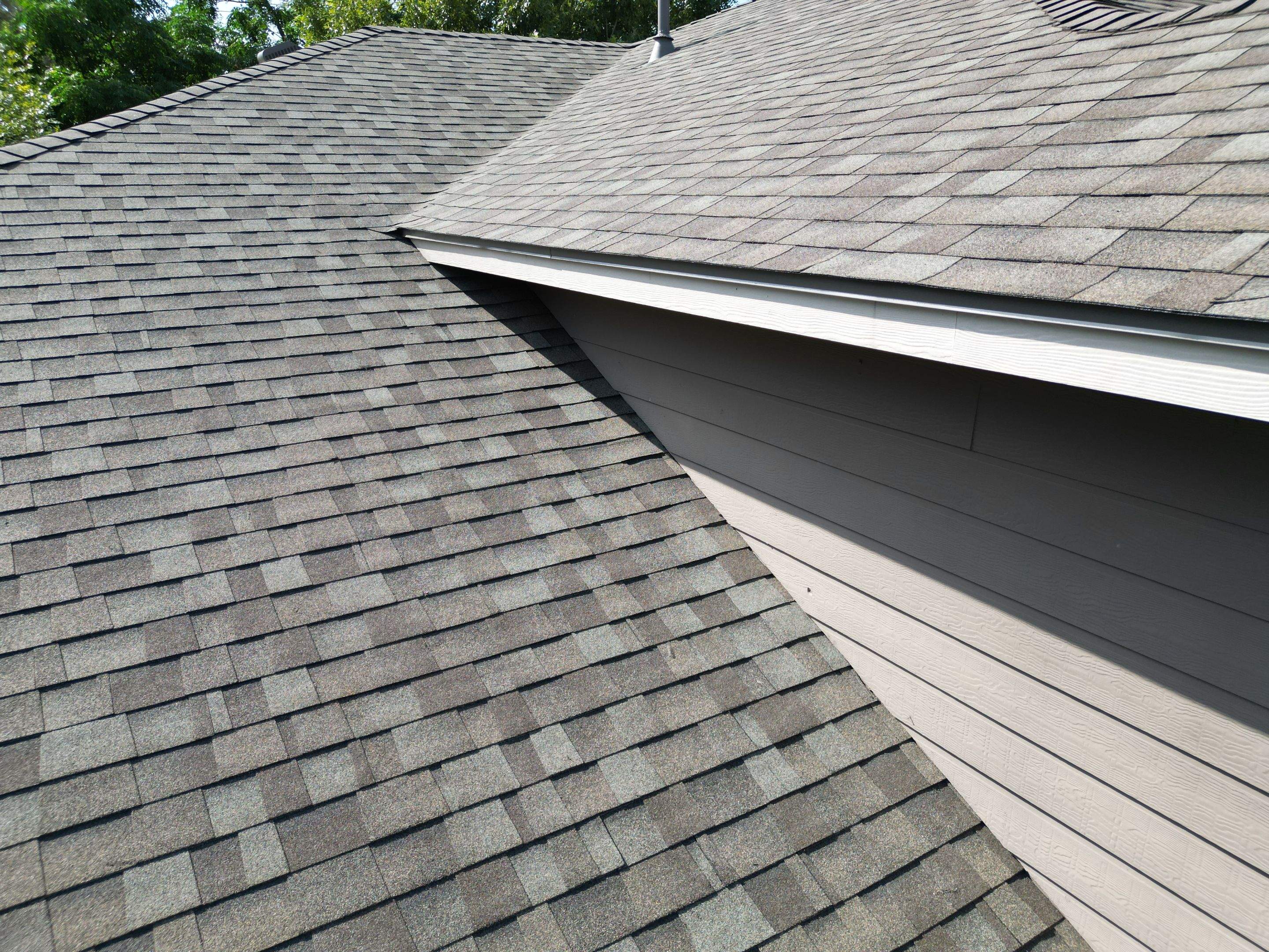 Driftwood - Owens Corning TruDefintion Duration by RoofsOnly.com
