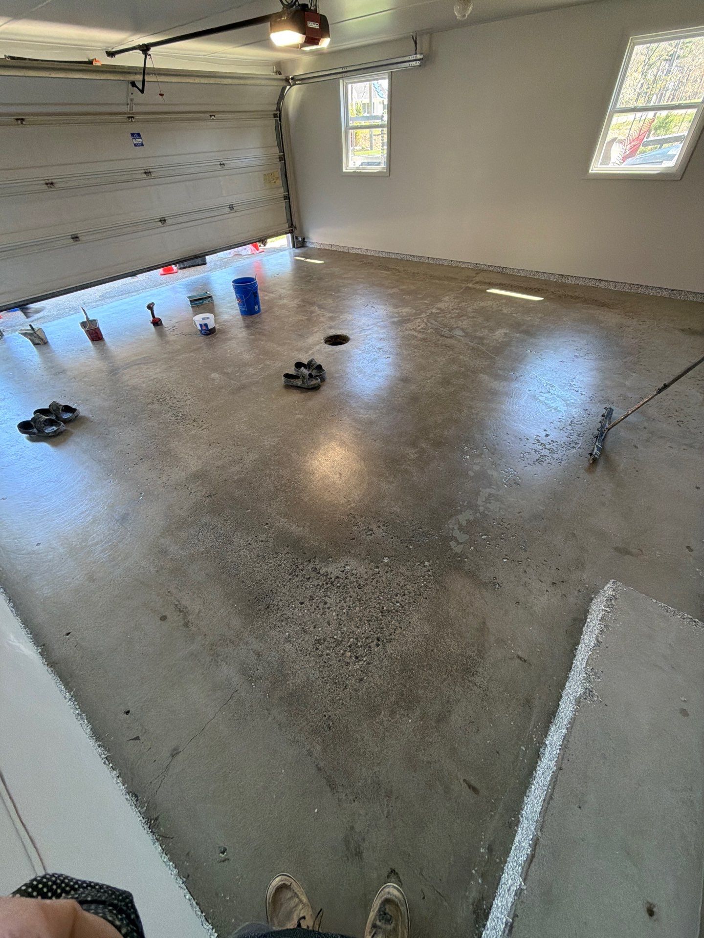 Muskegon Garage Interior Painting and Epoxy Flake Floor Installation by Gordon Painting