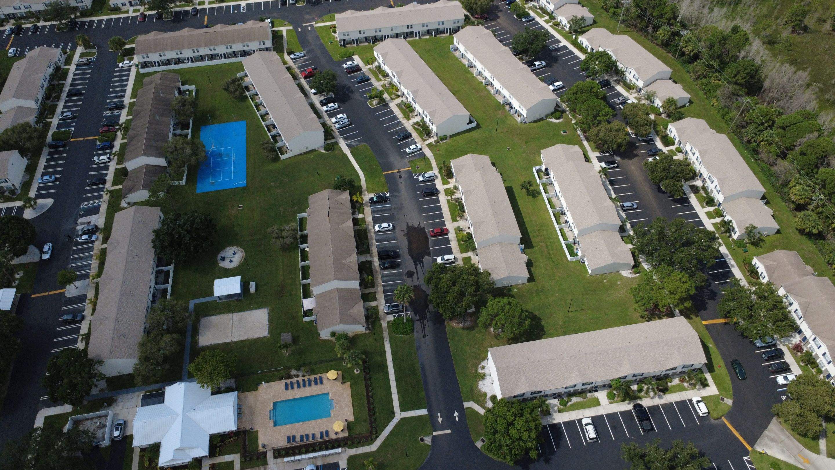 Apartment Complex Shingle Roof Replacement by Sailfish Roofing