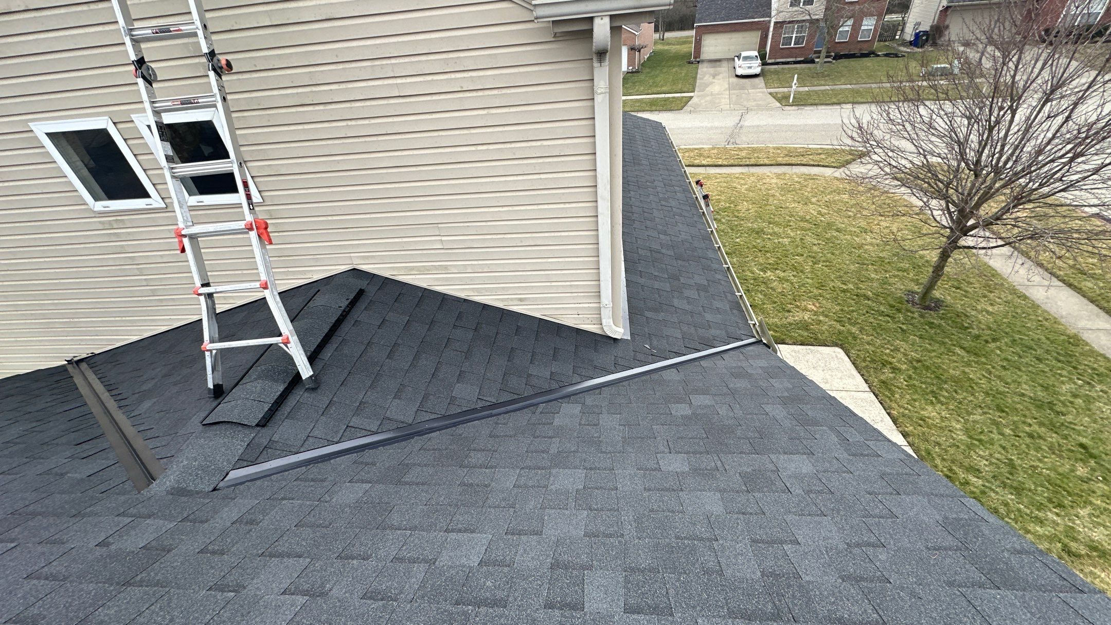 Atlas Black Shadow by Tamlin Roofing