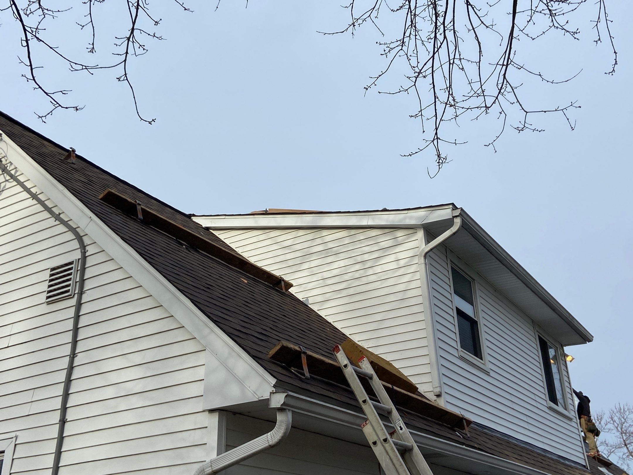 Roof Replacement using Owens Corning by 180 Contractors
