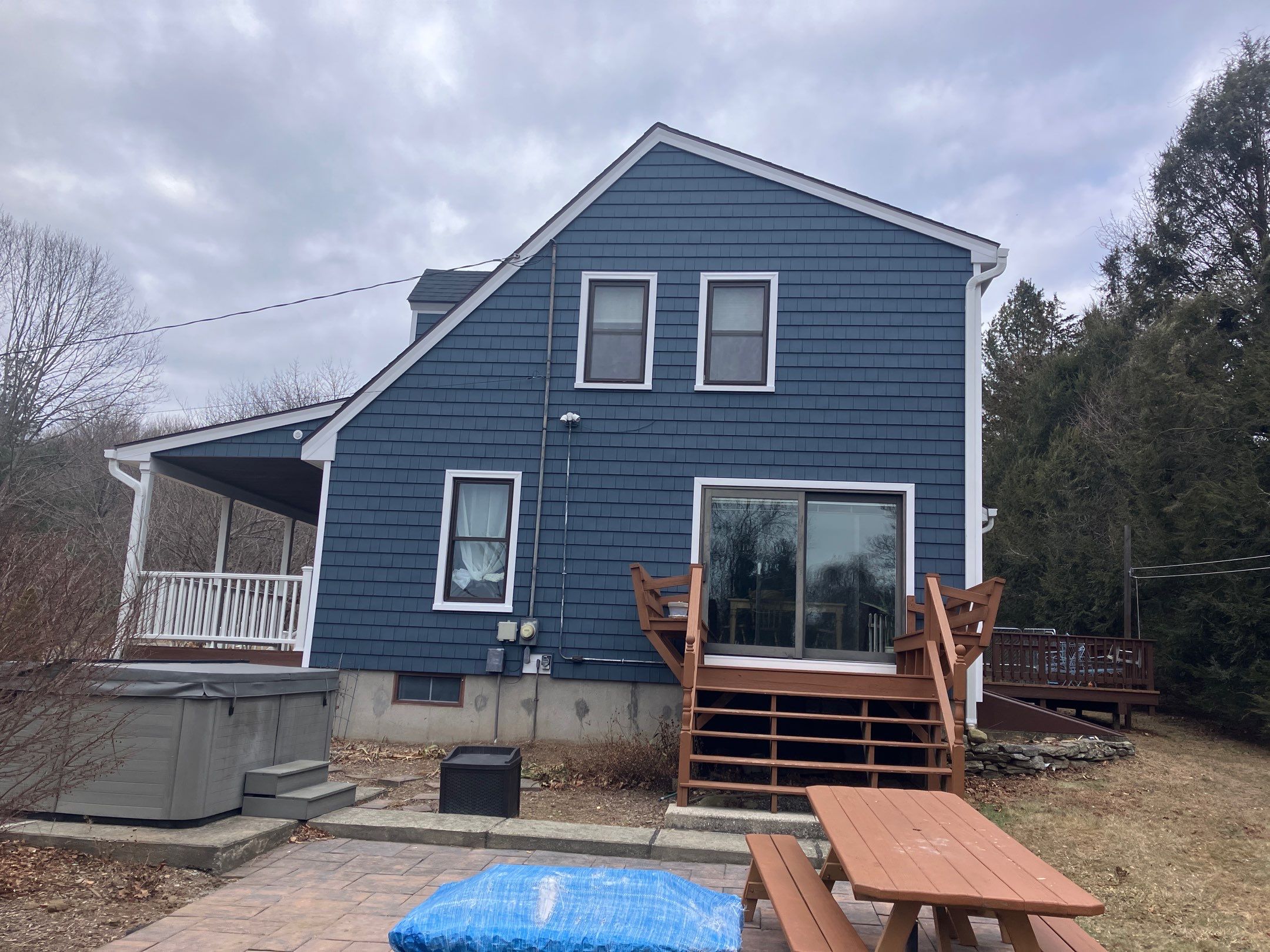Cert. Cedar Impressions D/7 Perfection, Straight Bottom, Deep Mineral by DiGiorgi Roofing and Siding Inc