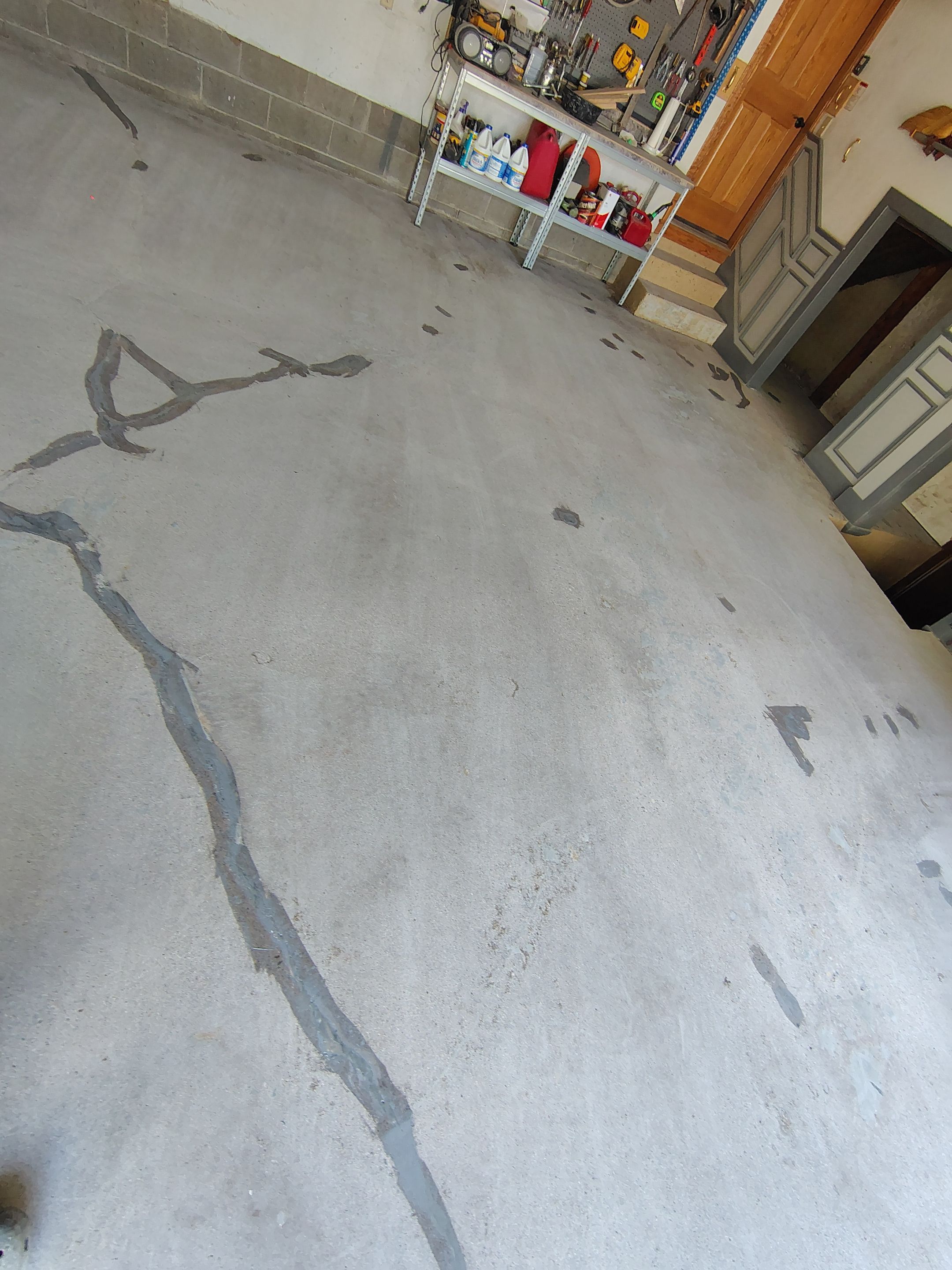 Nightfall Decorative Chip Garage Floor Coating in Luverne, Minnesota by Select Painting, Coatings & Garage Cabinets