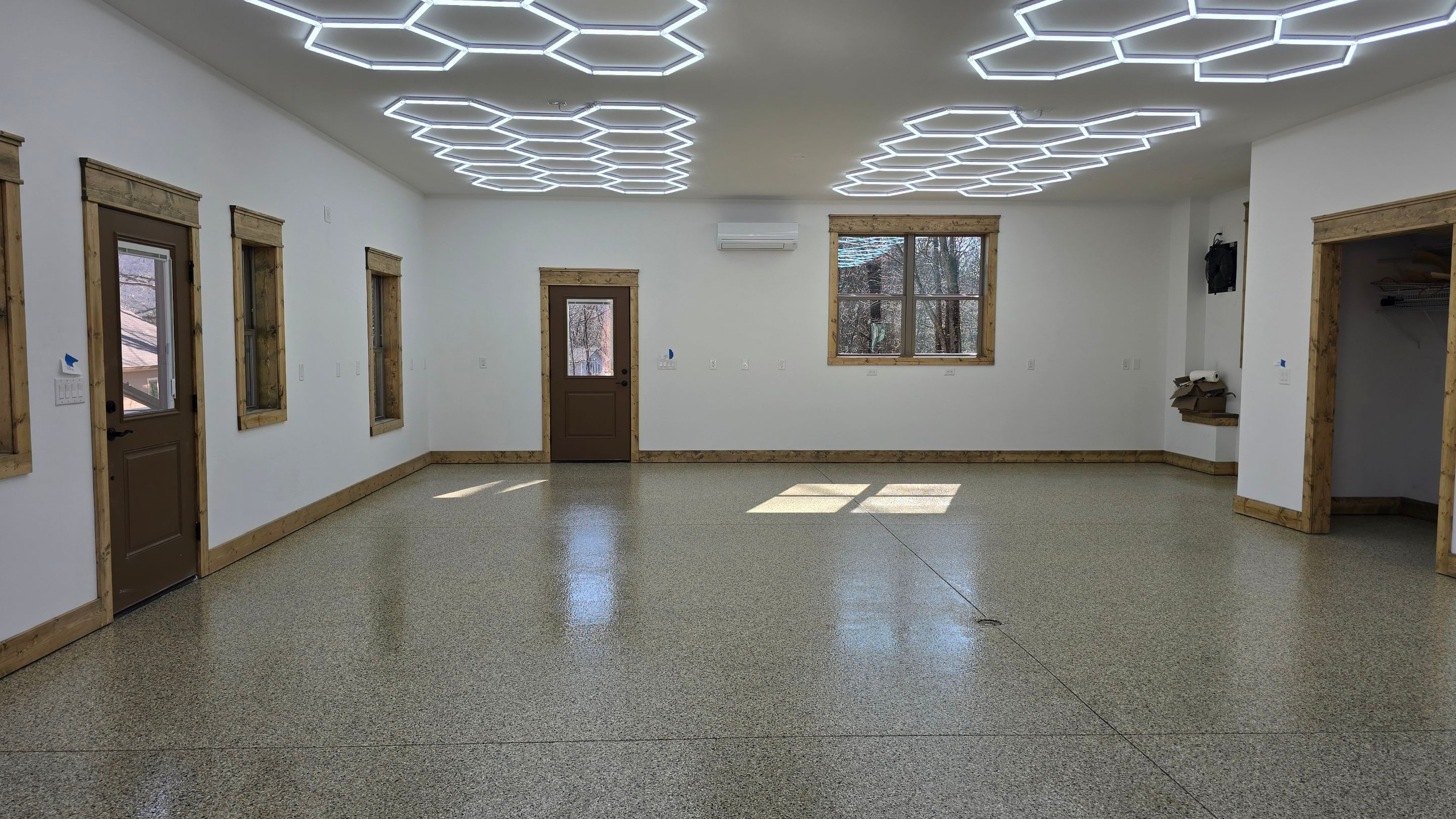 Garage using Coldwater Canyon by Elite Floor Solutions