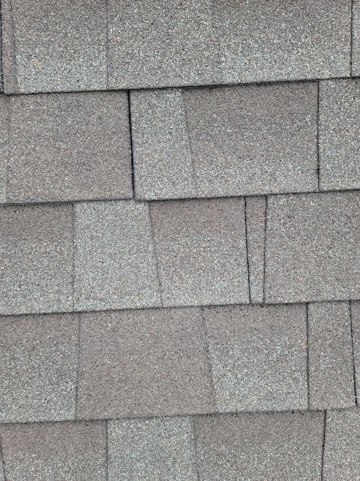 Brand: Atlas Pinnacle Color: Pristine Scotchgard Weathered Shadow Drip: Musket Brown by Eagle Eye Roofing