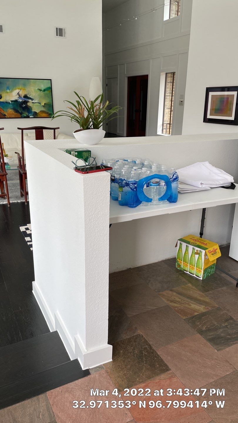 Modern & Clean Kitchen by SLM General Contractors & Roofing