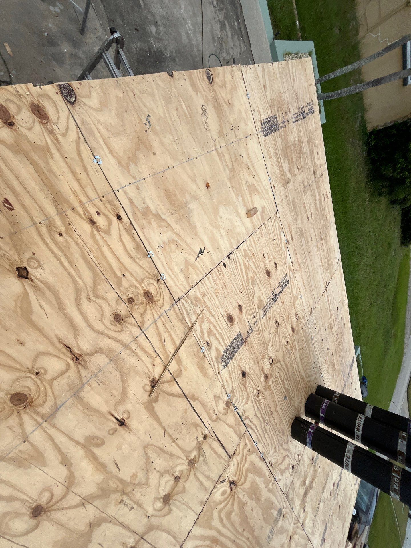 Project in St. Petersburg 33712 by Mitchell Roofing Company LLC 