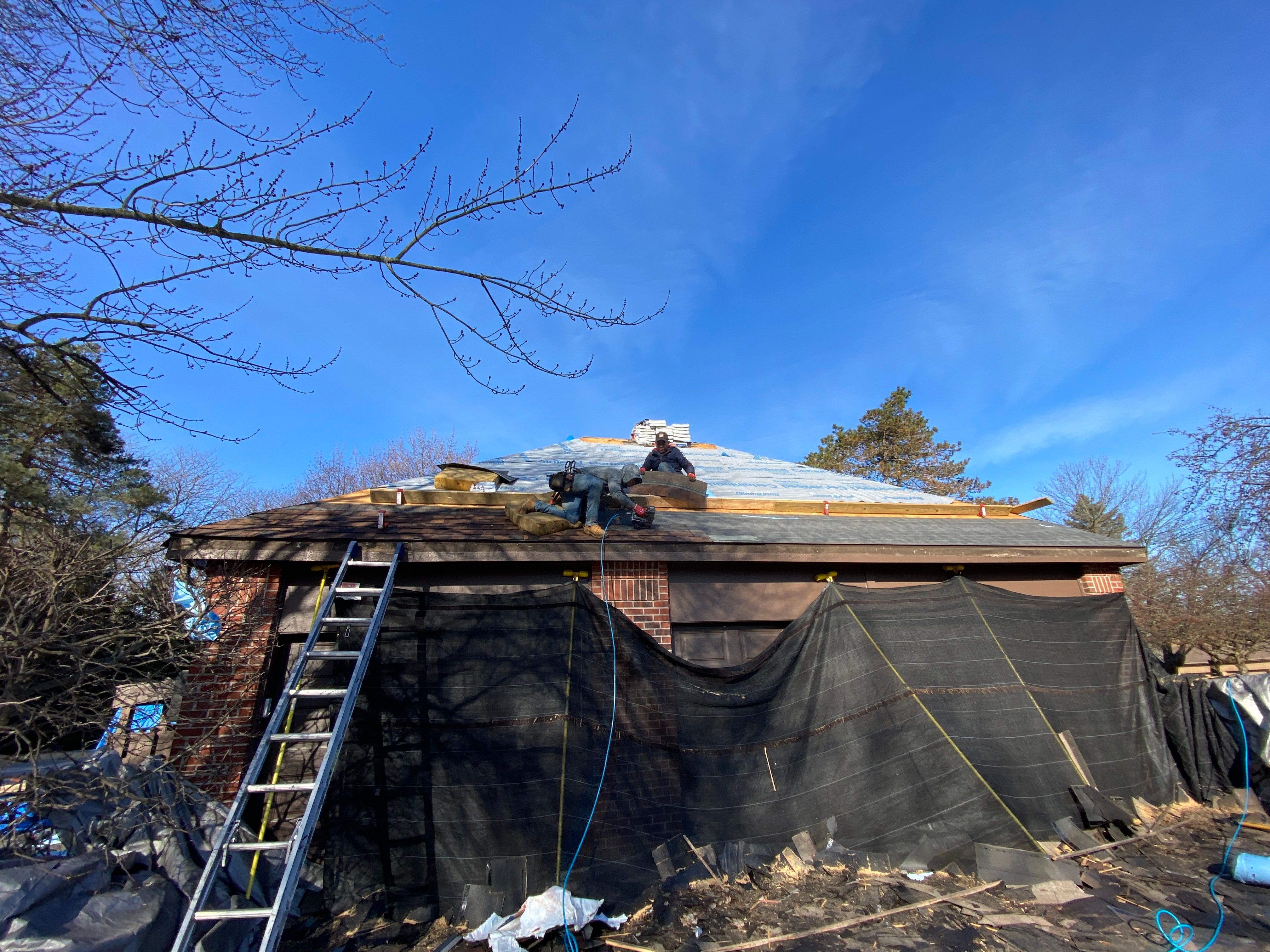 Roof Replacement using CertainTeed Landmark by 180 Contractors