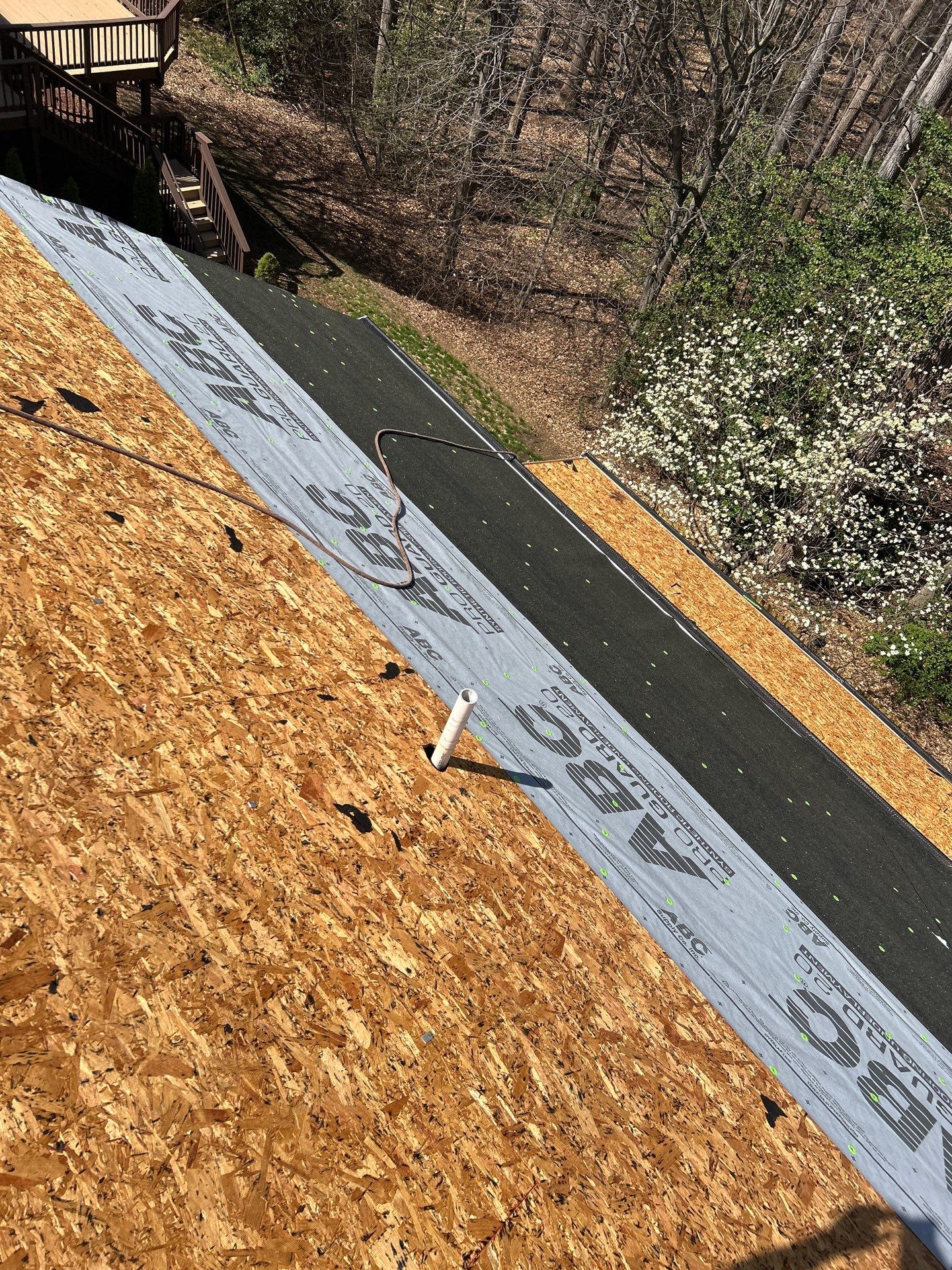 GAF HDZ - Weathered Wood by Elite Roofing LLC