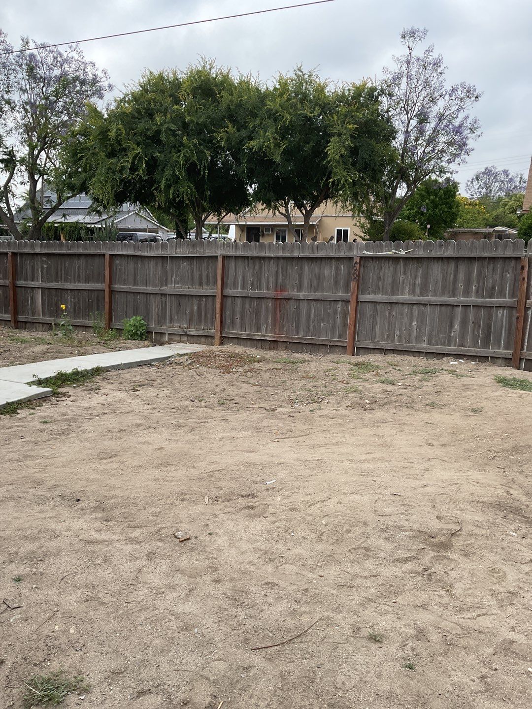 Fence installation using 6ft and 4ft vinyl  by Fence Guys Inc. 