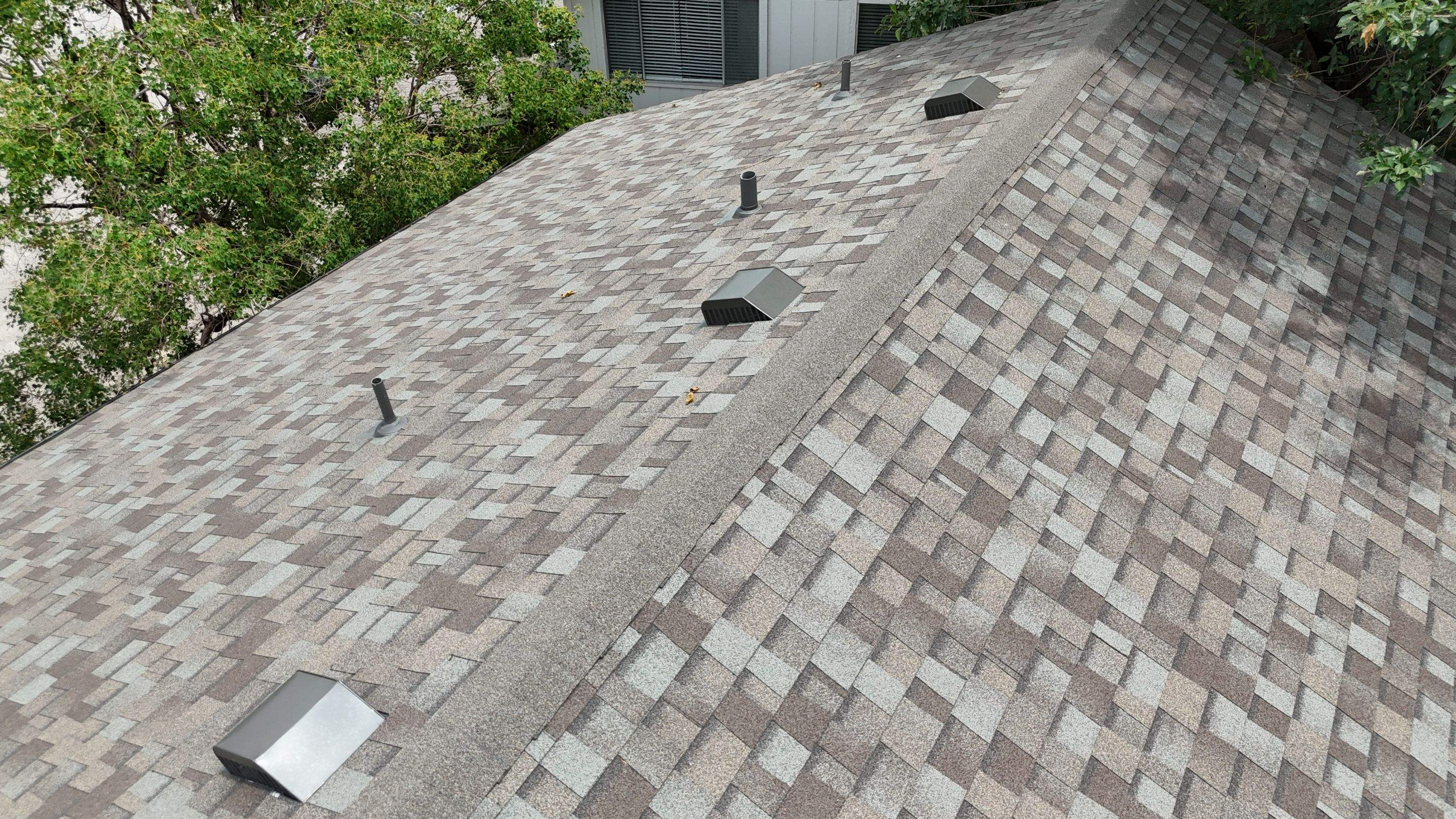 Driftwood - Owens Corning TruDefinition Duration by RoofsOnly.com