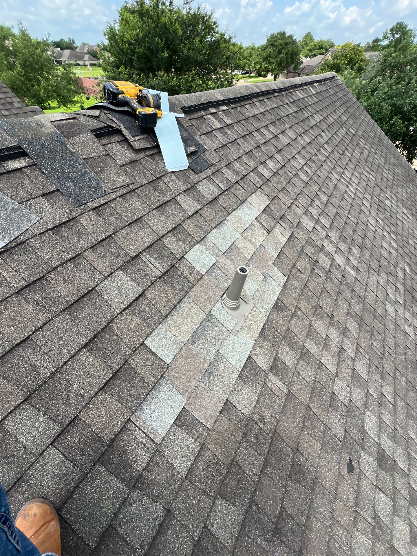 Hail Damage using Owen's Corning Duration (Lifetime) Shingles by Roof Repair Company